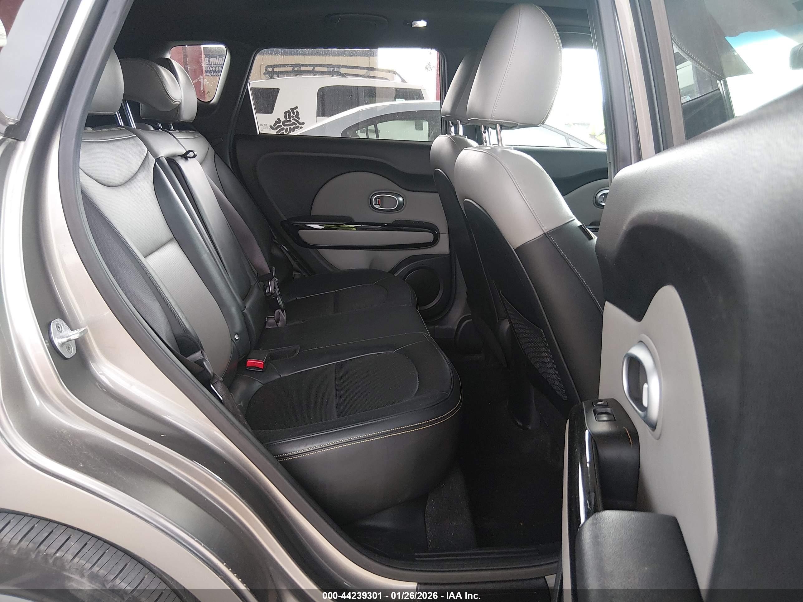 KIA SOUL image 8