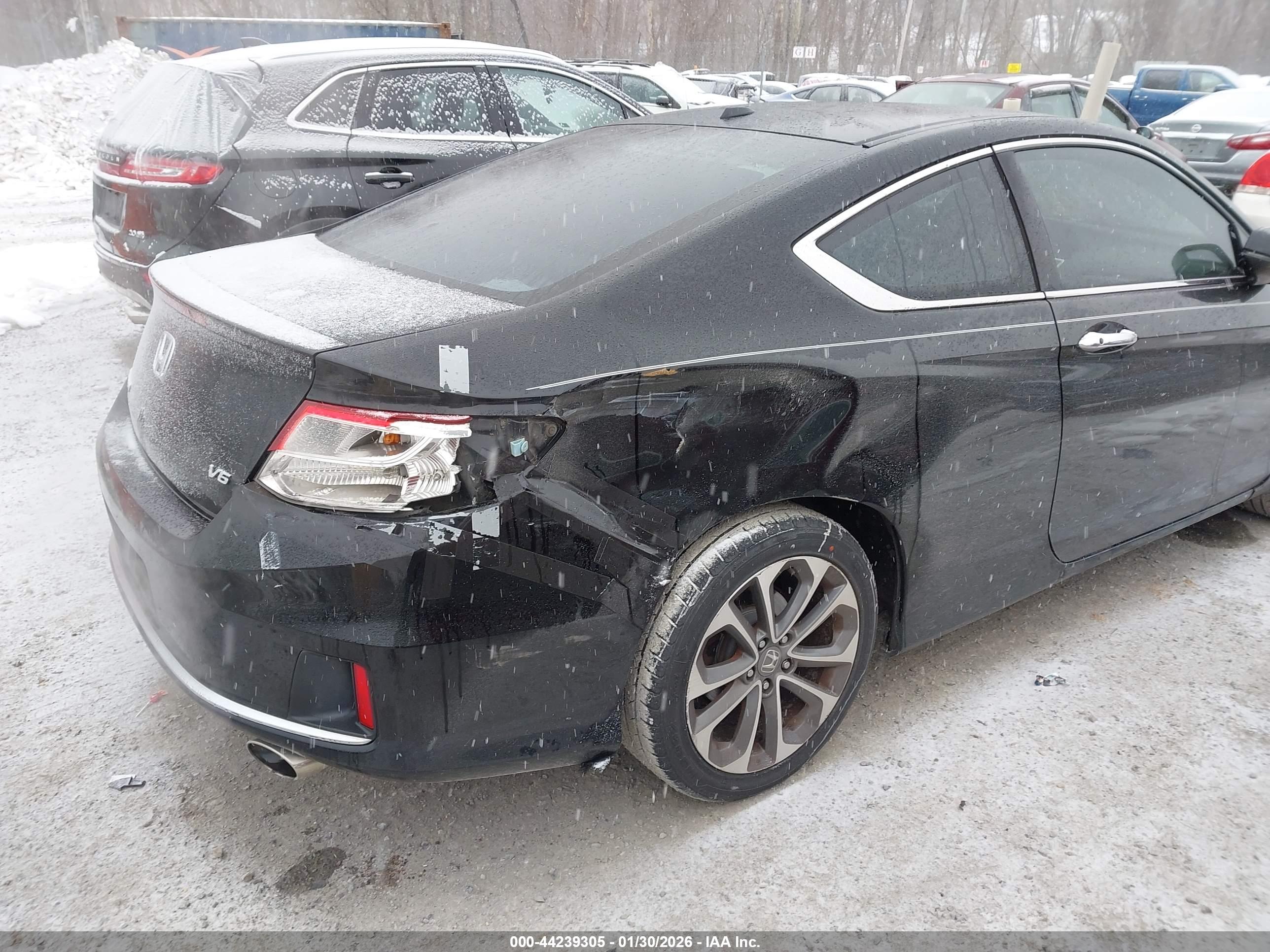 HONDA ACCORD image 6