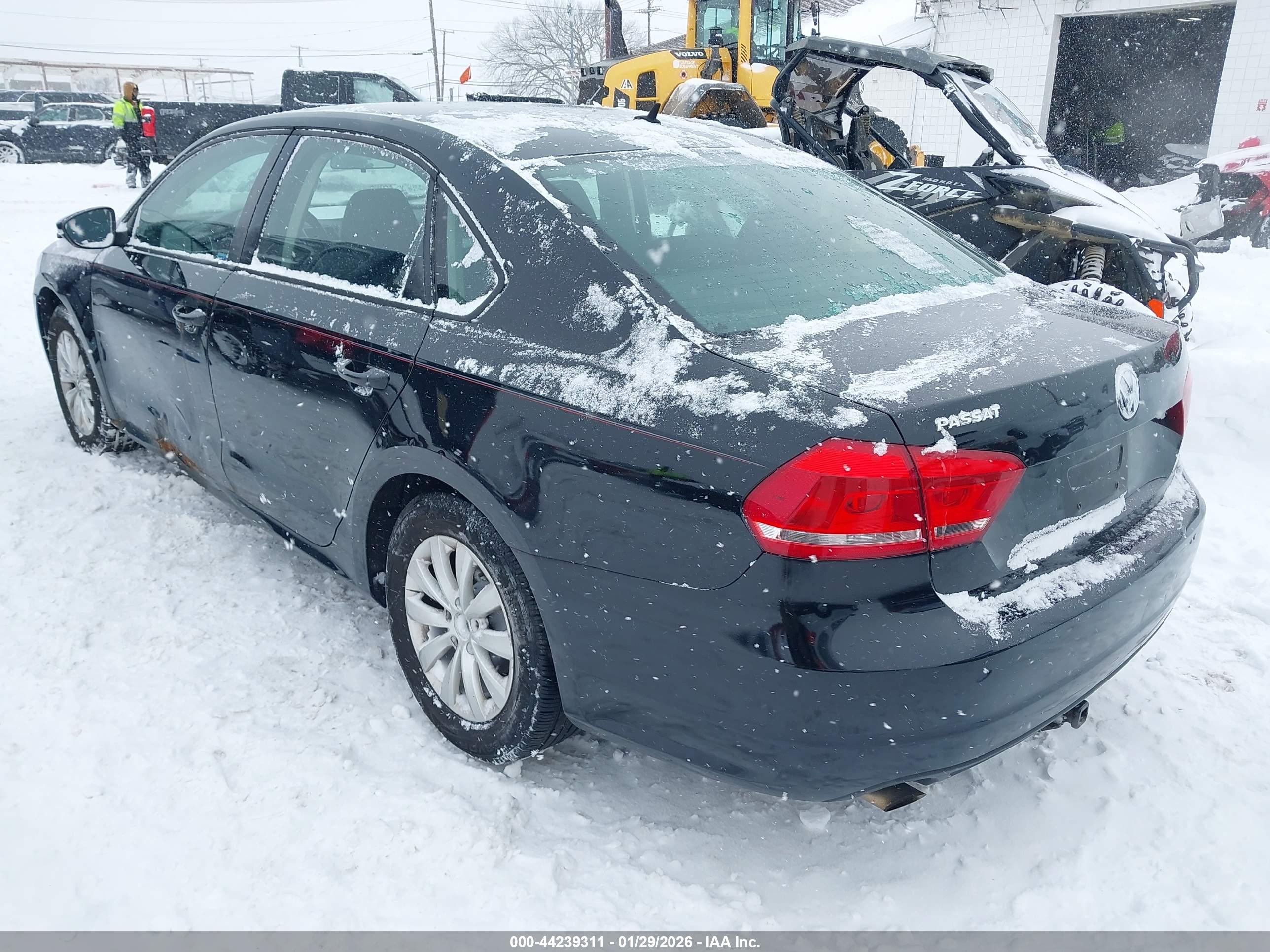 VOLKSWAGEN PASSAT image 3