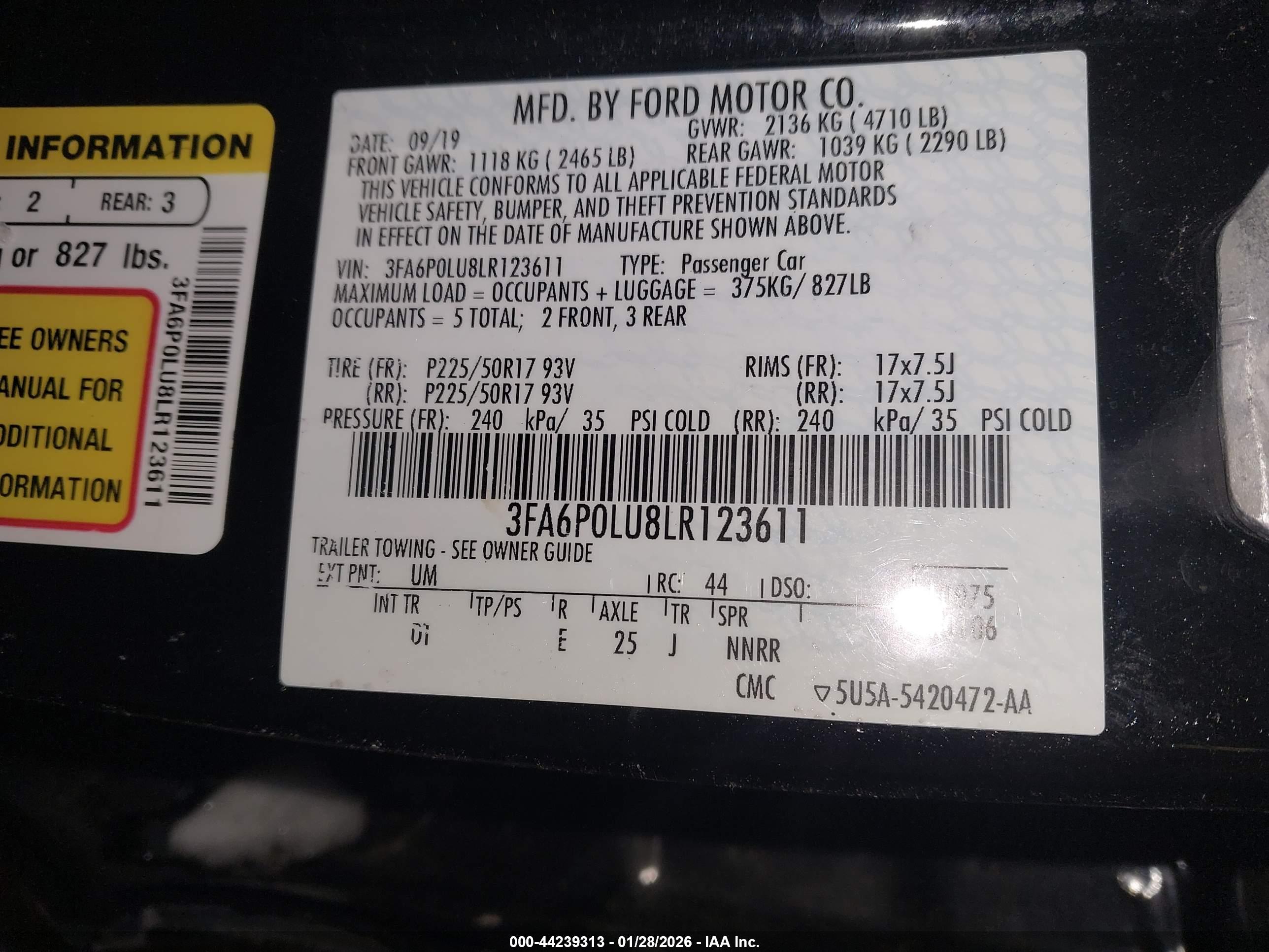 FORD FUSION image 9
