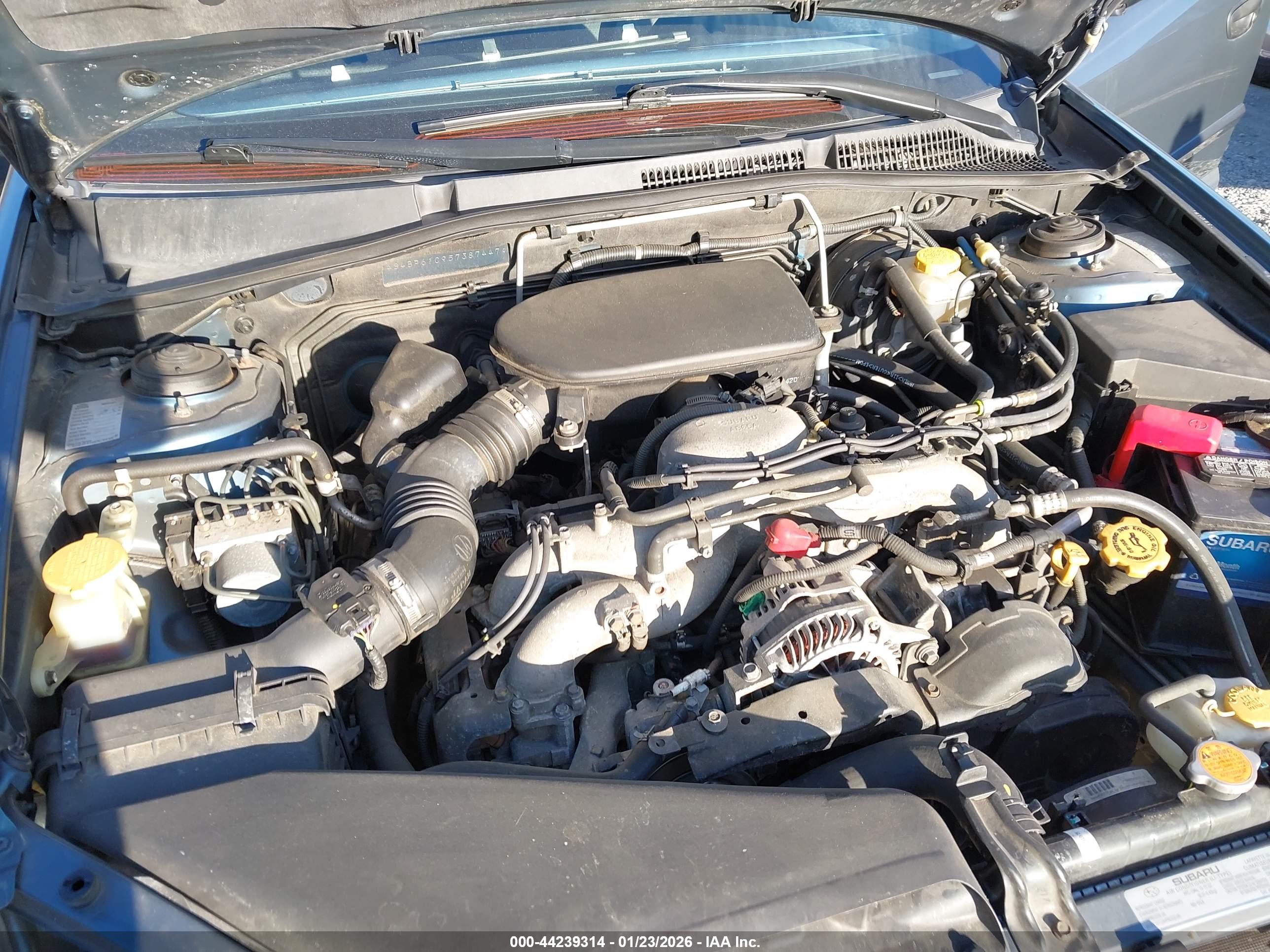 SUBARU OUTBACK image 10
