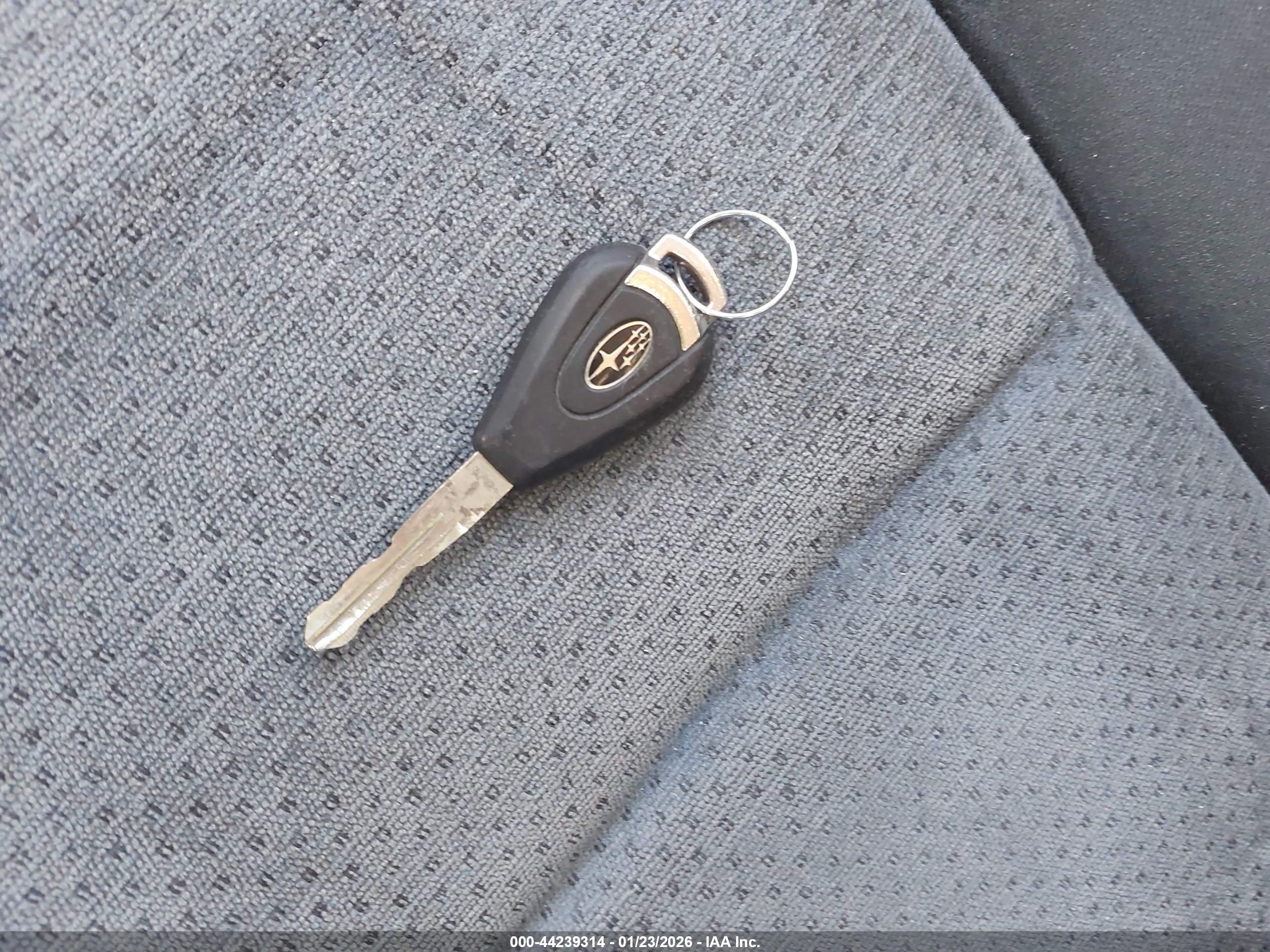 SUBARU OUTBACK image 11