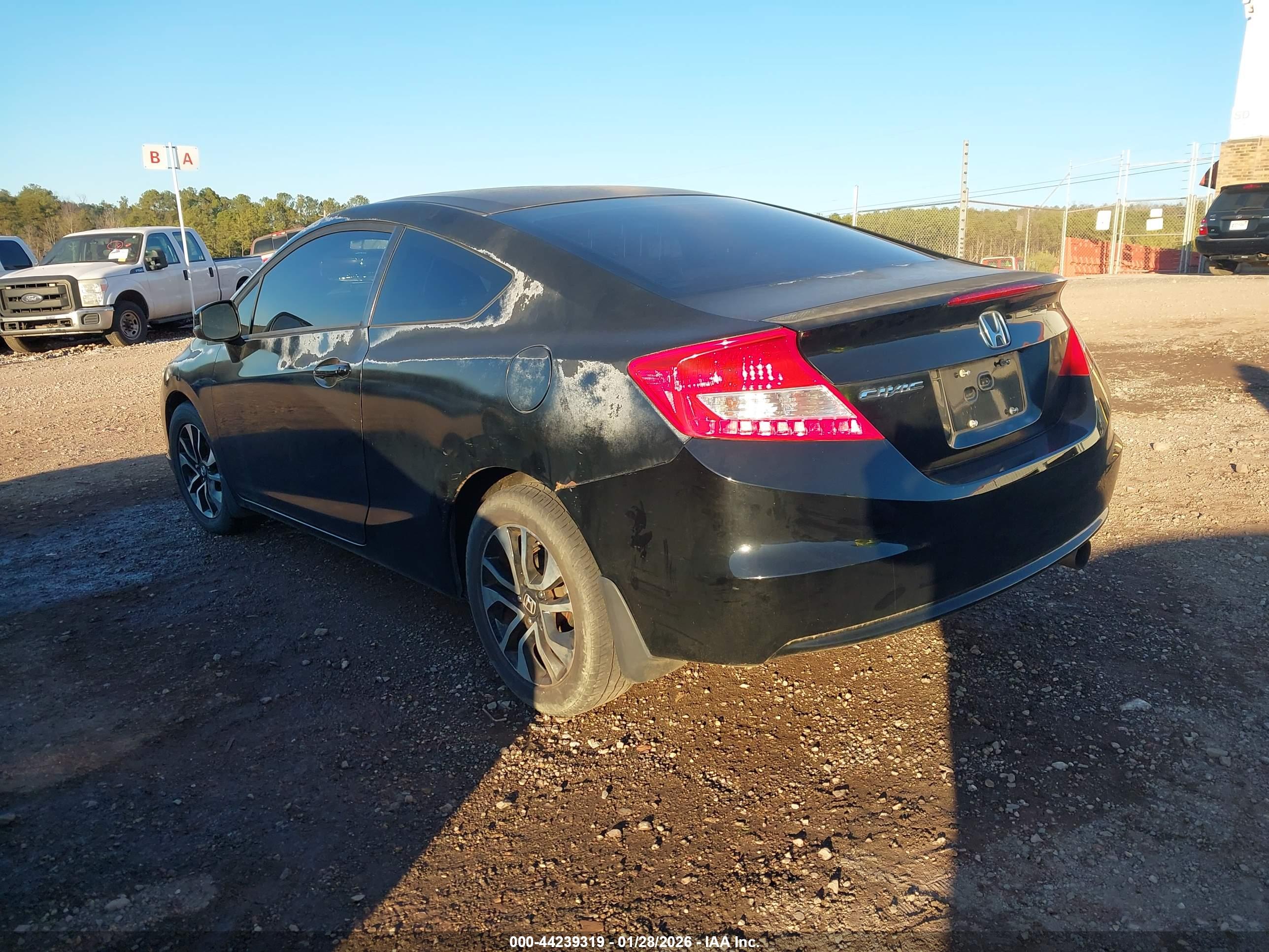 HONDA CIVIC image 3