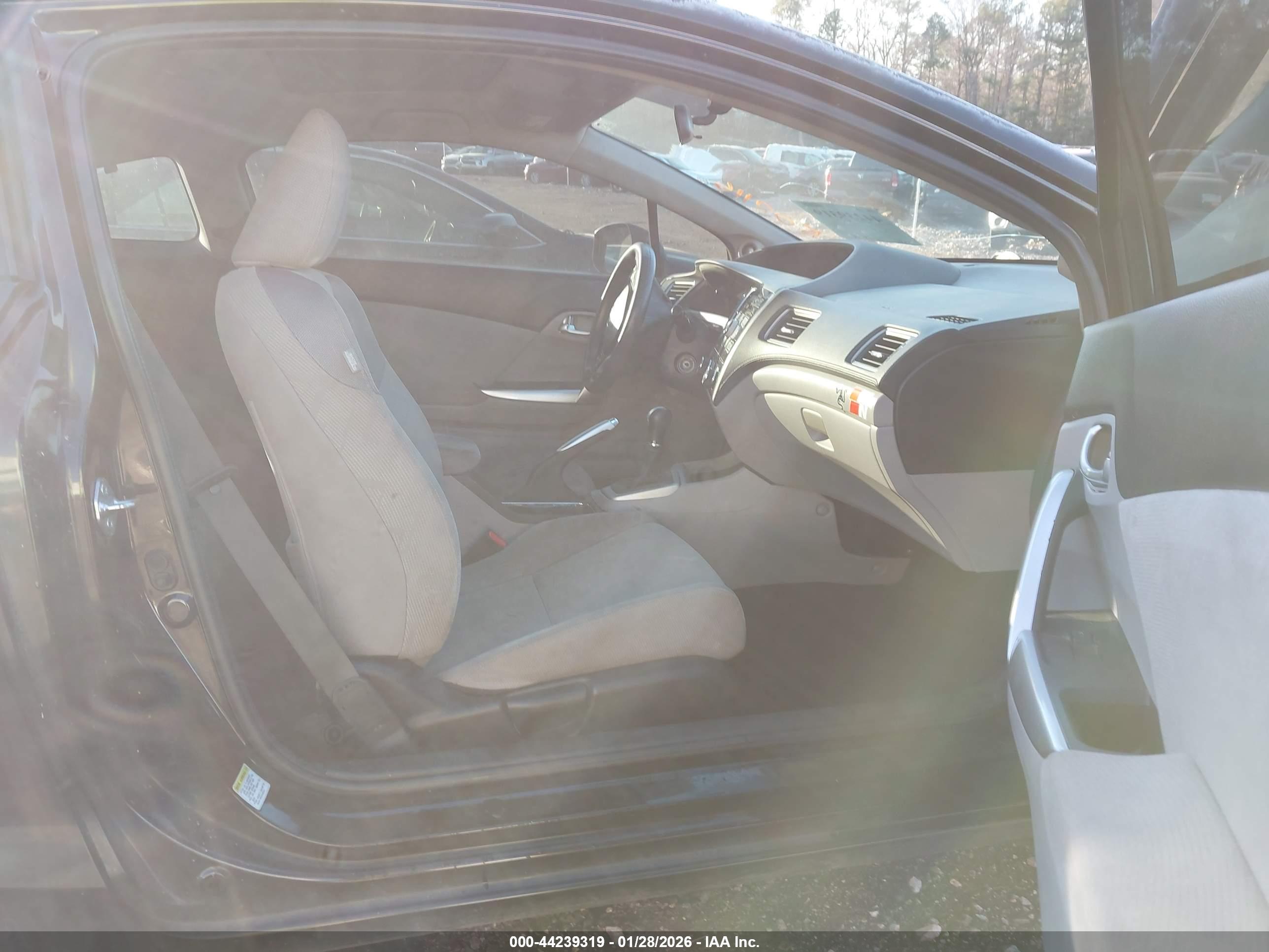 HONDA CIVIC image 5