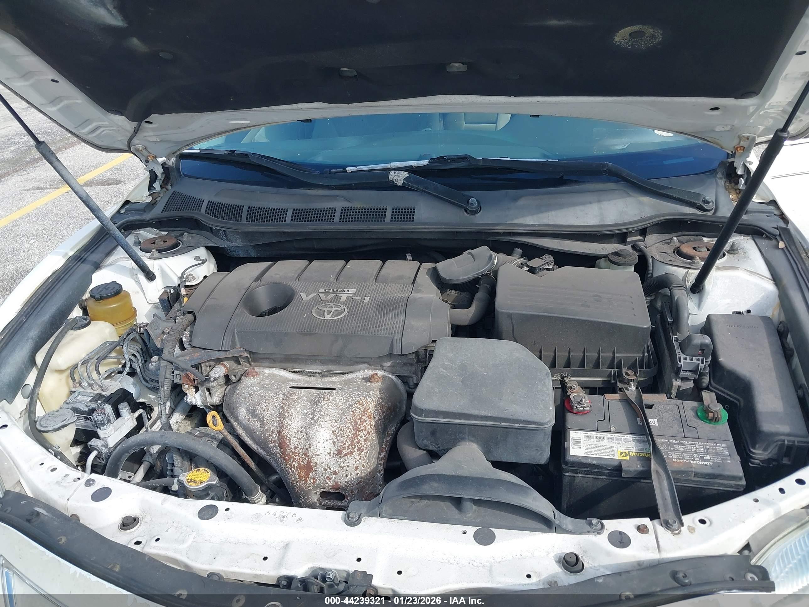TOYOTA CAMRY image 10