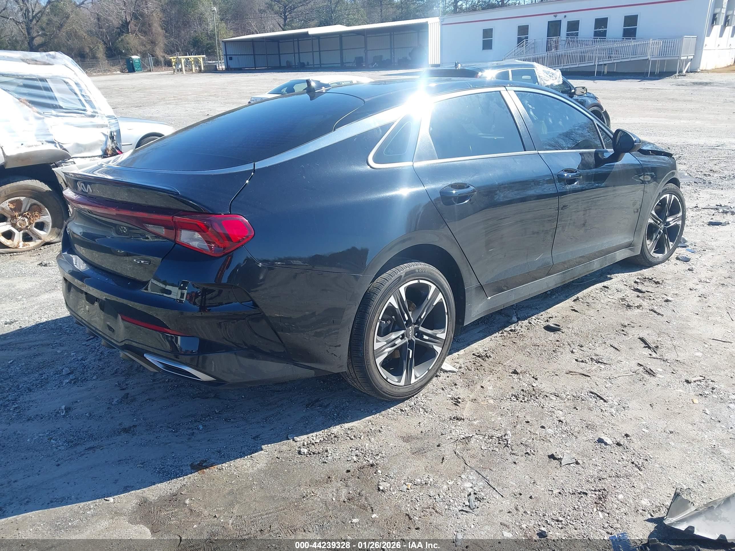 KIA K5 image 4
