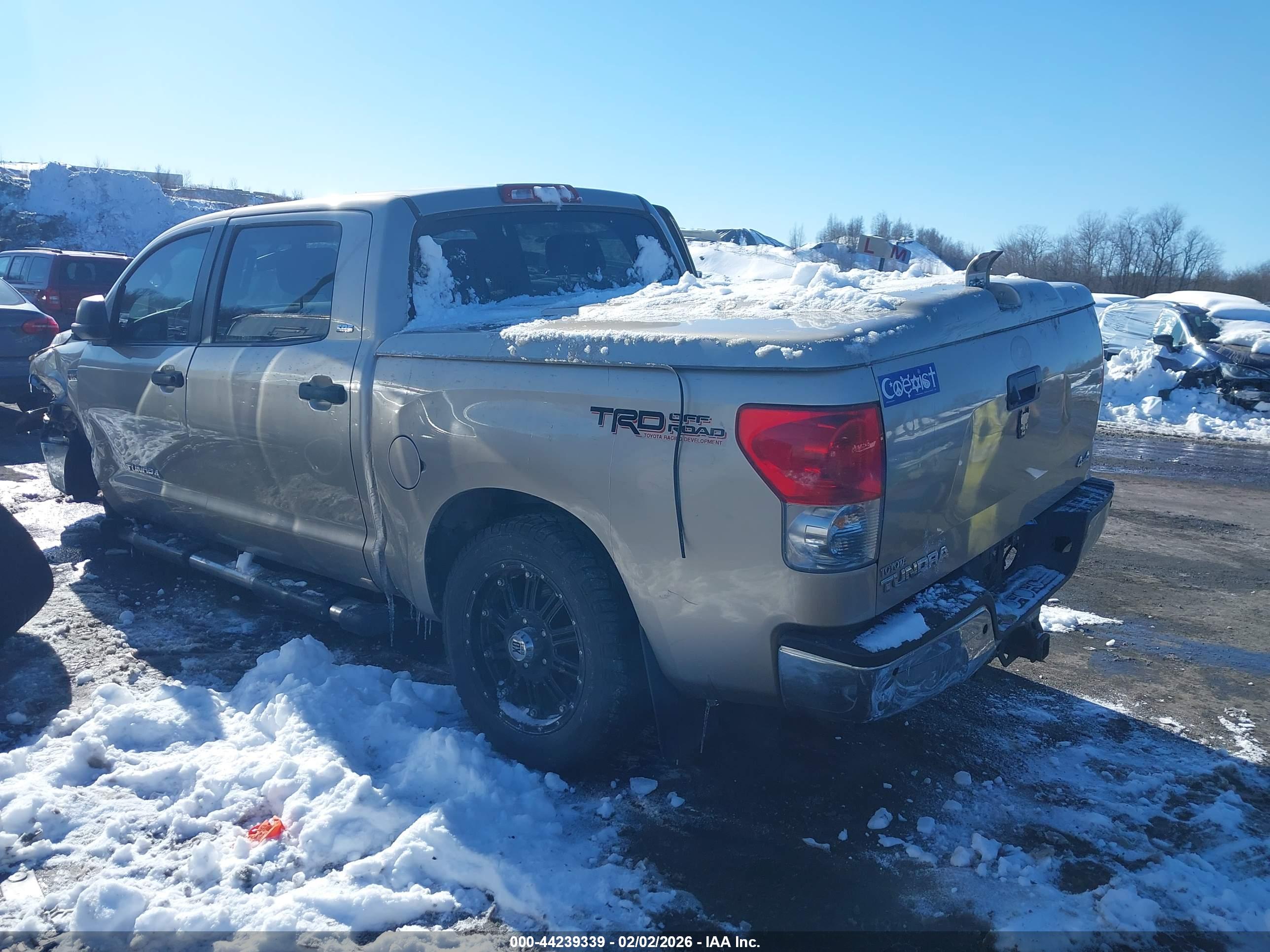 TOYOTA TUNDRA image 3