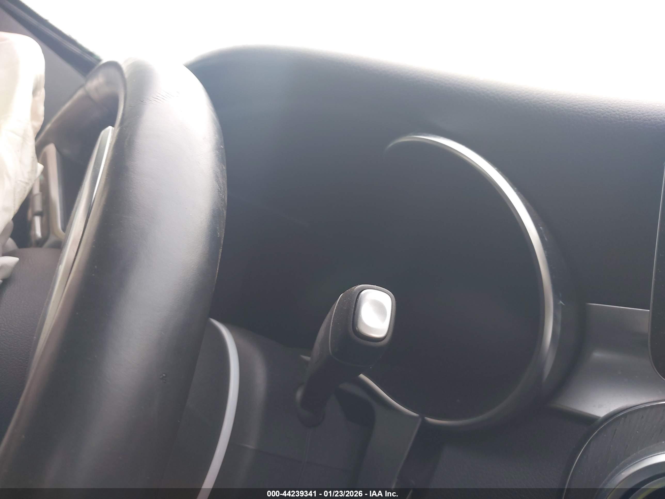 MERCEDES-BENZ C image 7