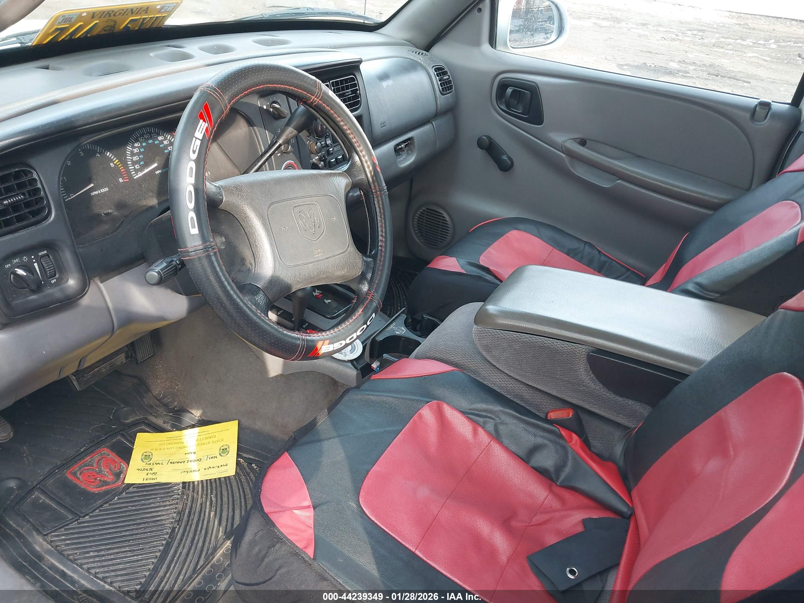 DODGE DAKOTA image 5