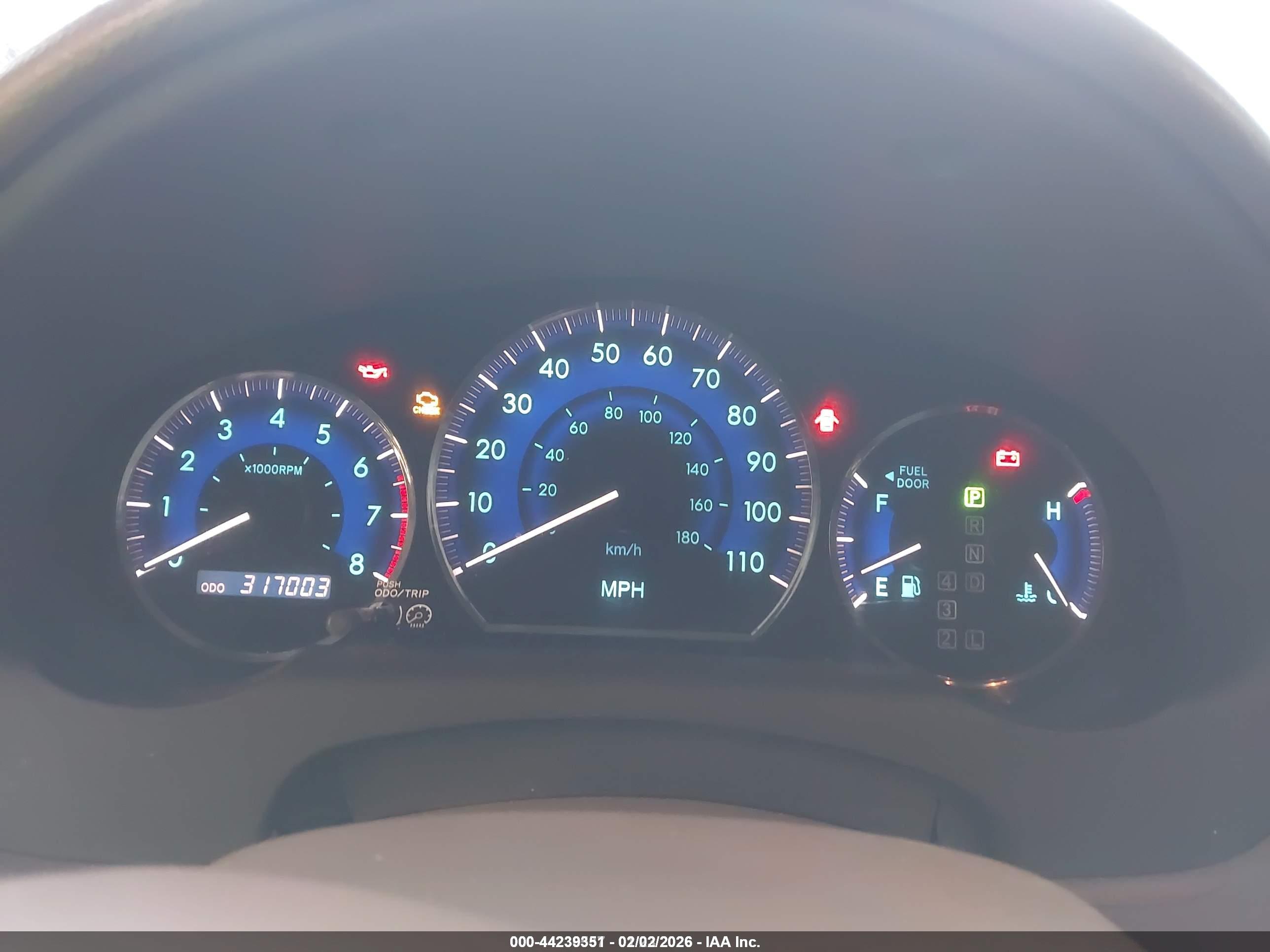 TOYOTA SIENNA image 7