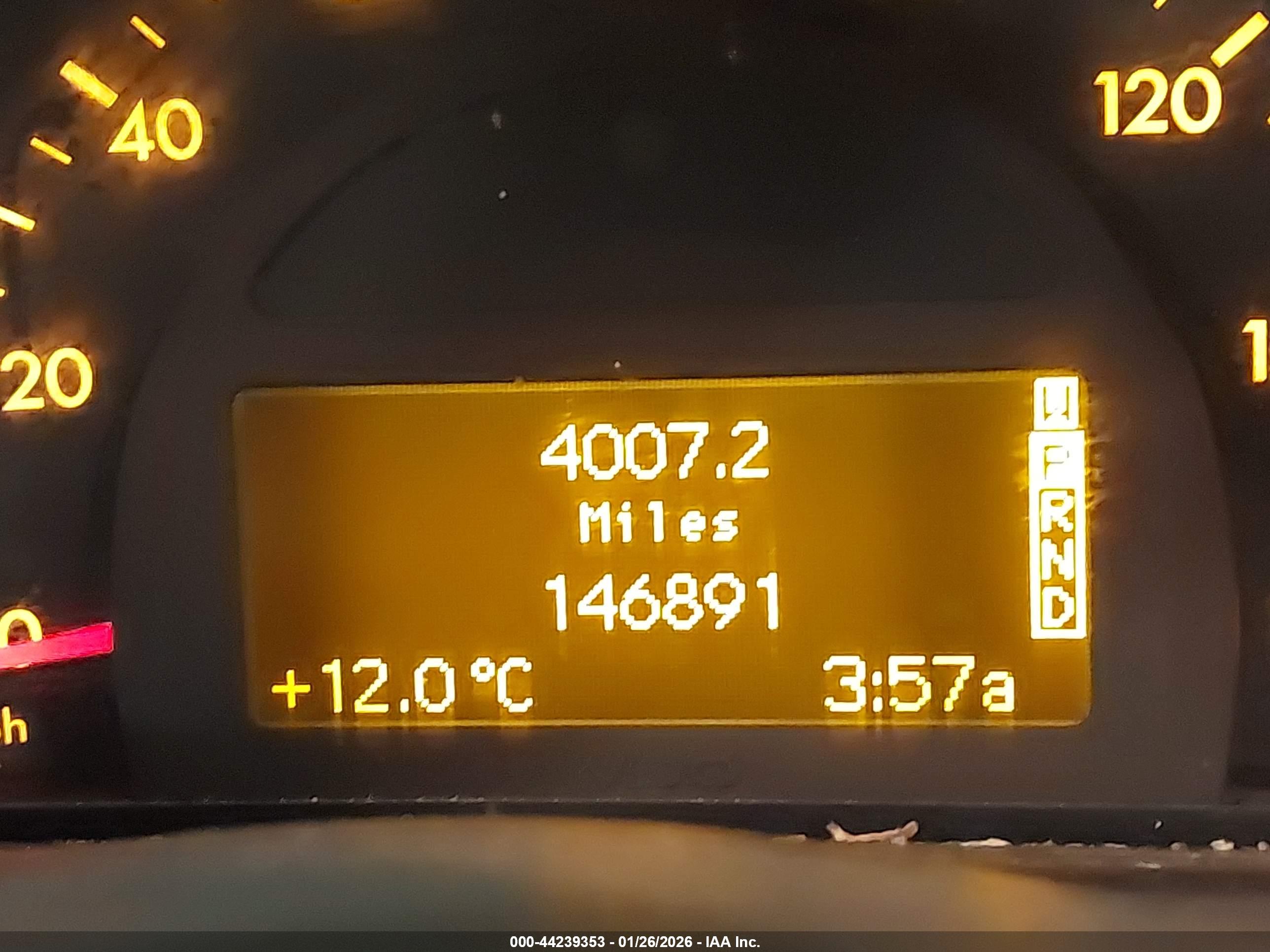 MERCEDES-BENZ C image 7