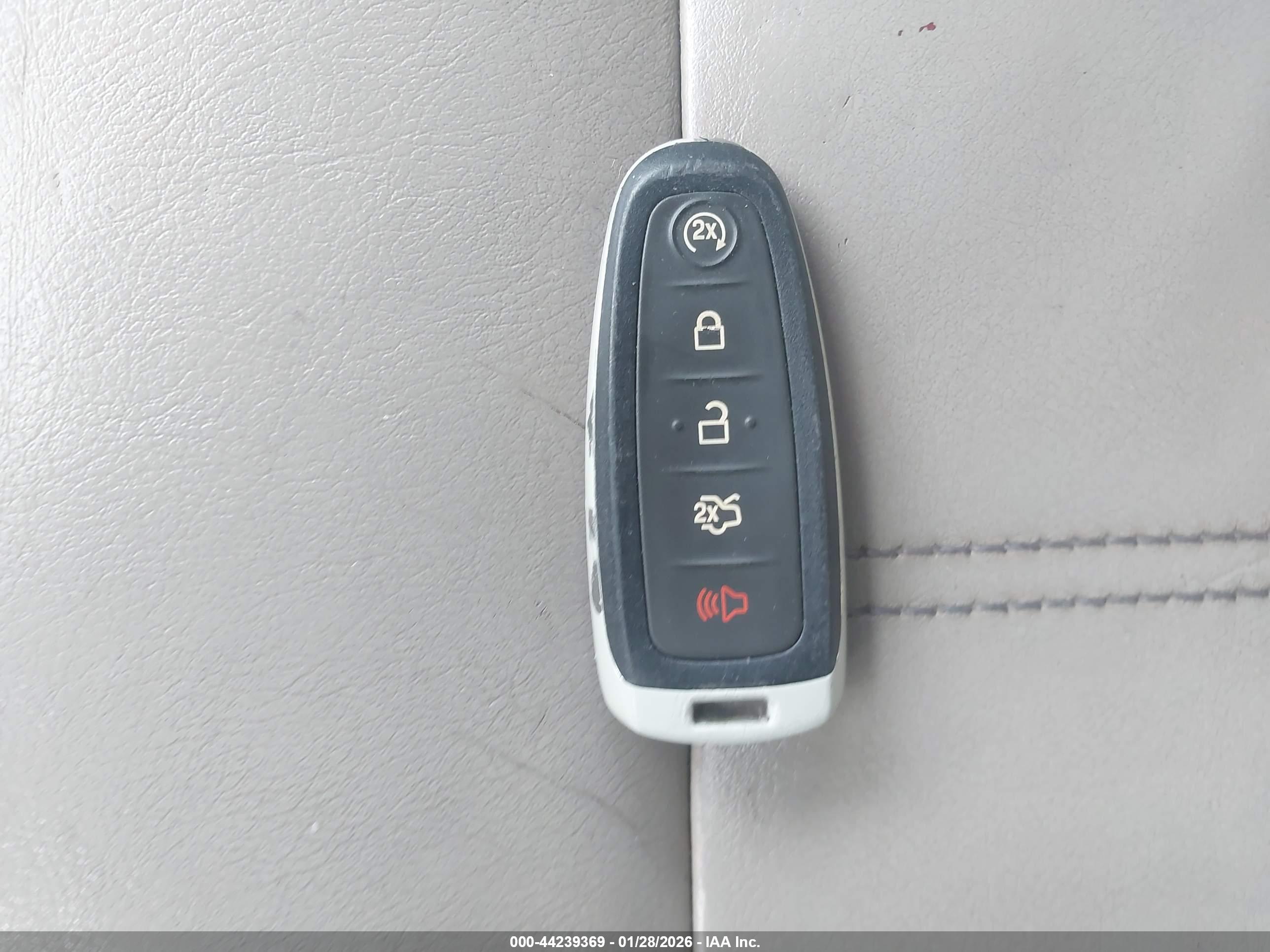 FORD EDGE image 11