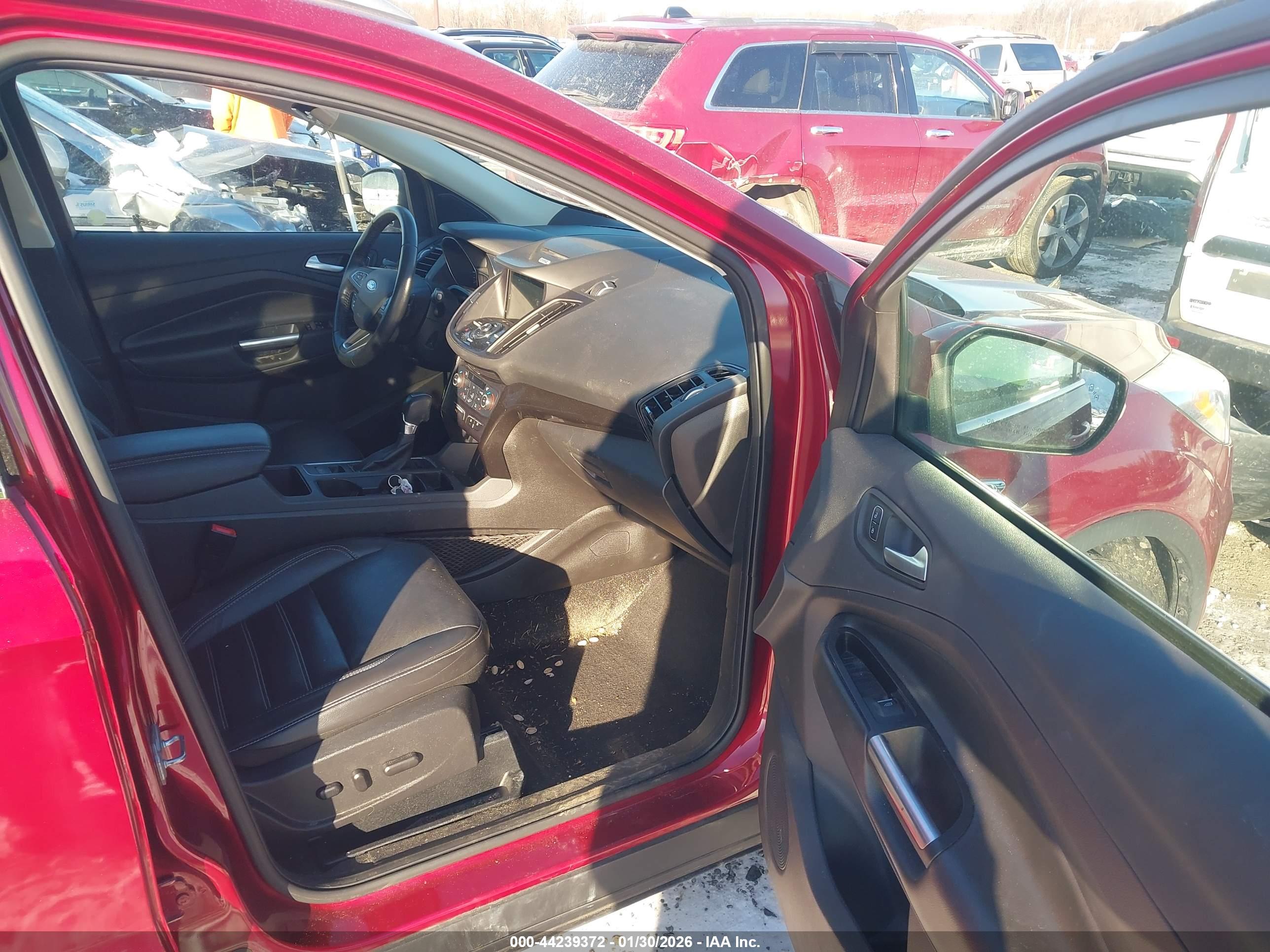 FORD ESCAPE image 5