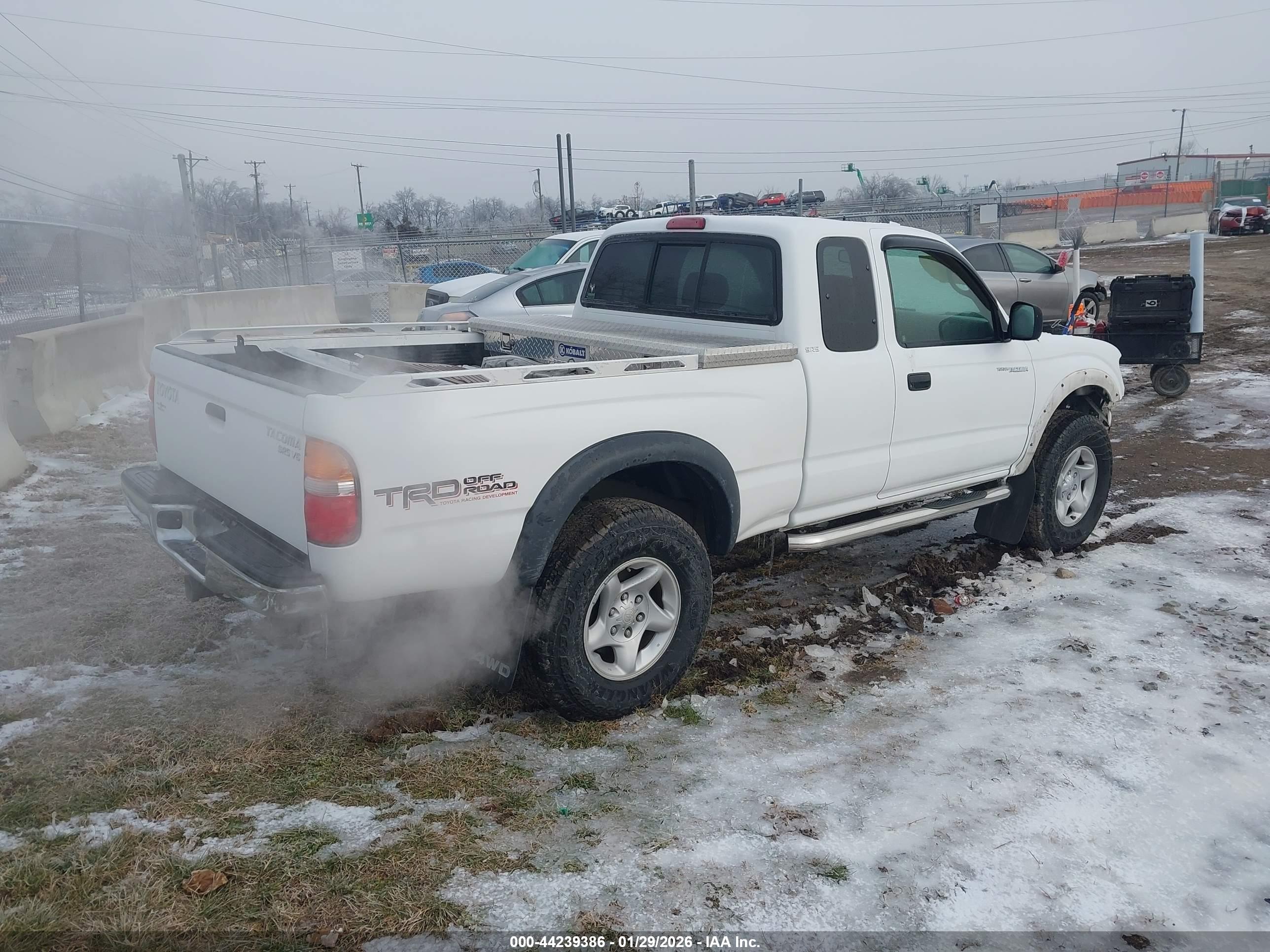 TOYOTA TACOMA image 4