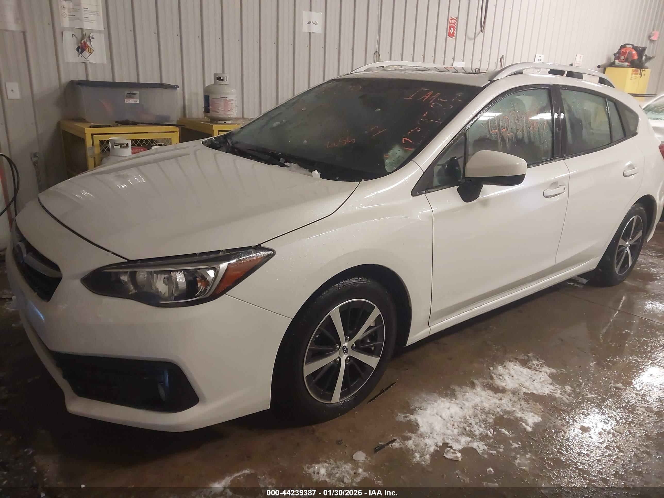 SUBARU IMPREZA image 2