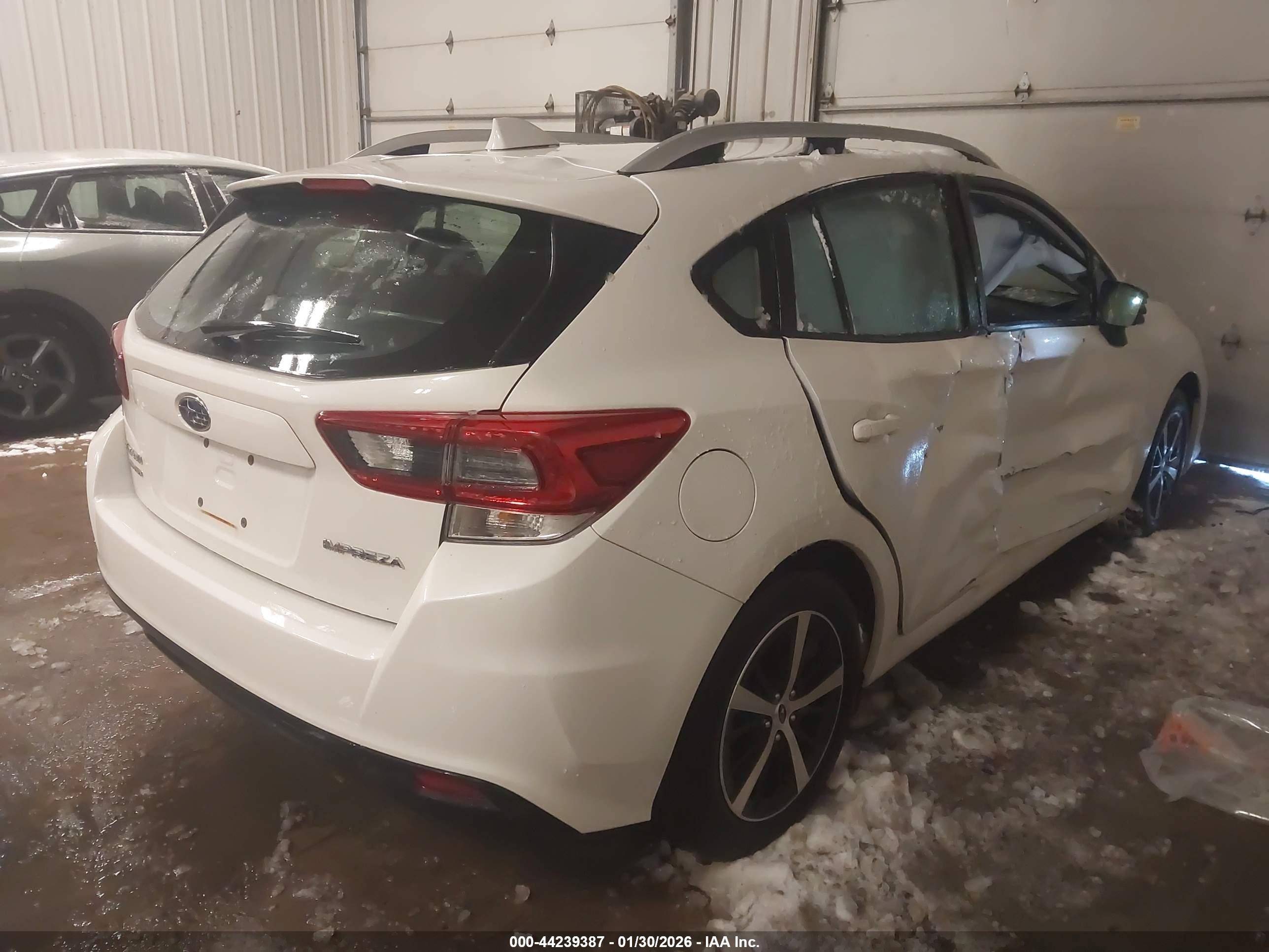 SUBARU IMPREZA image 4