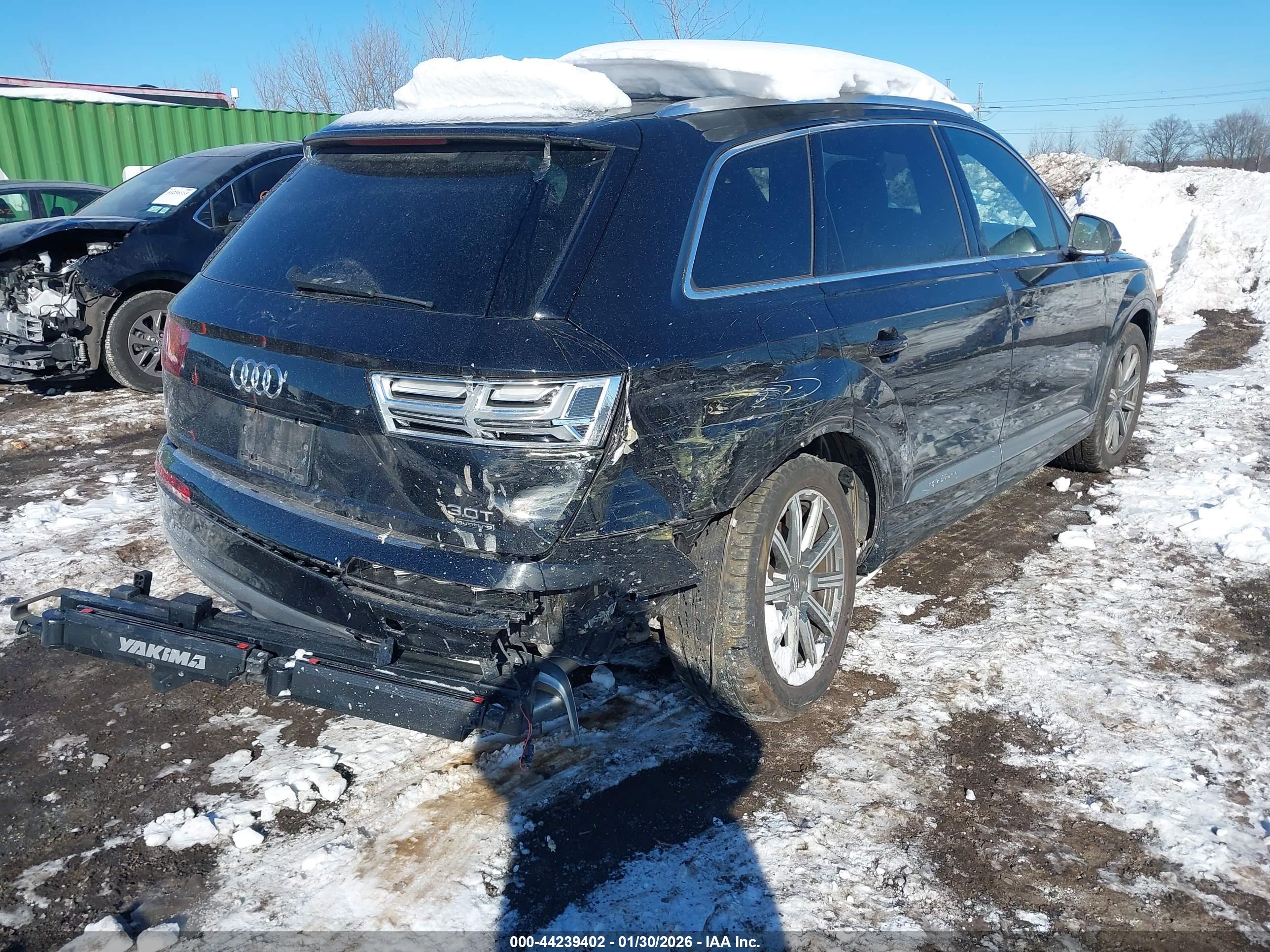 AUDI Q7 image 4