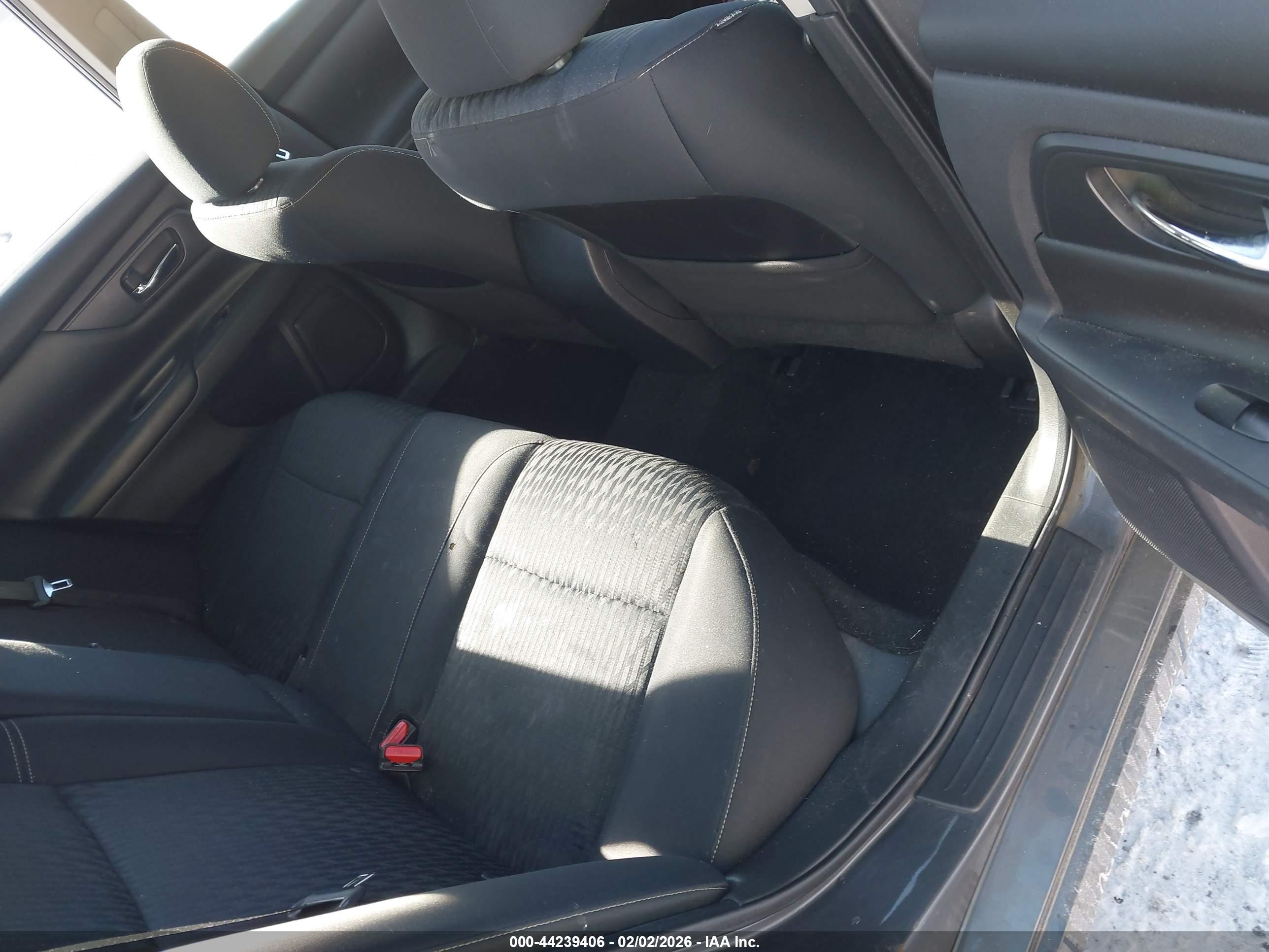 NISSAN ALTIMA image 8