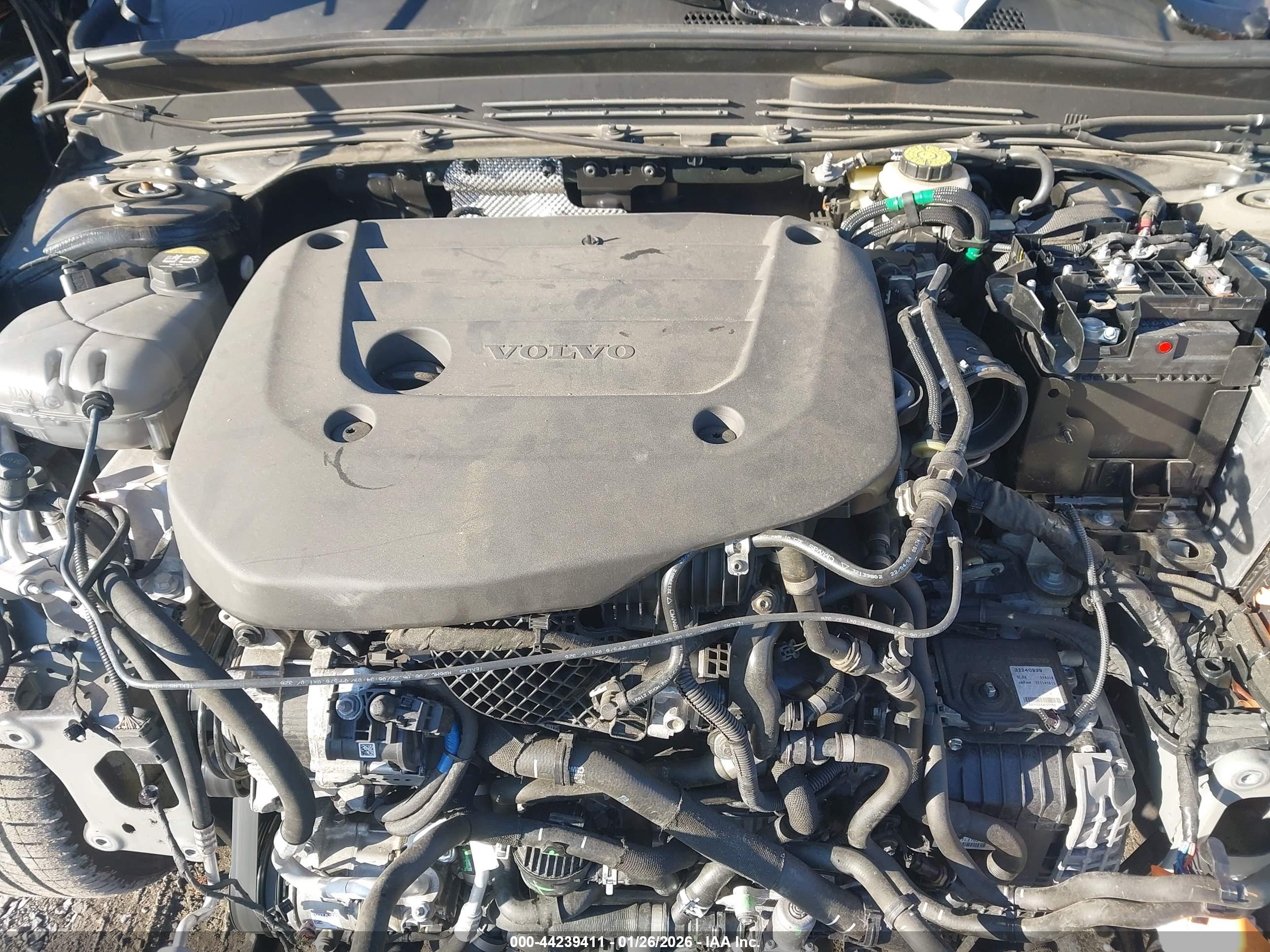 VOLVO XC40 image 10