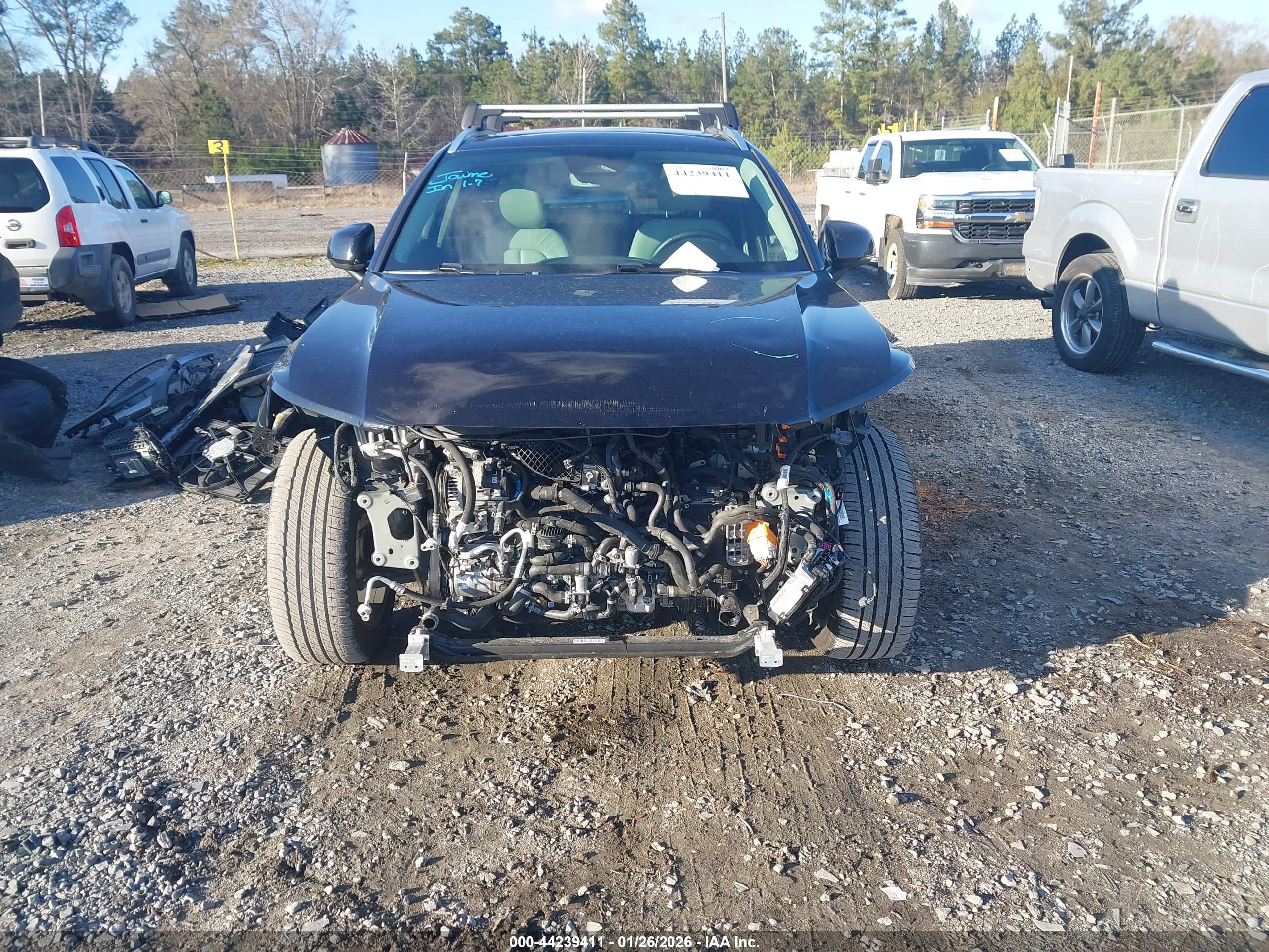 VOLVO XC40 image 6