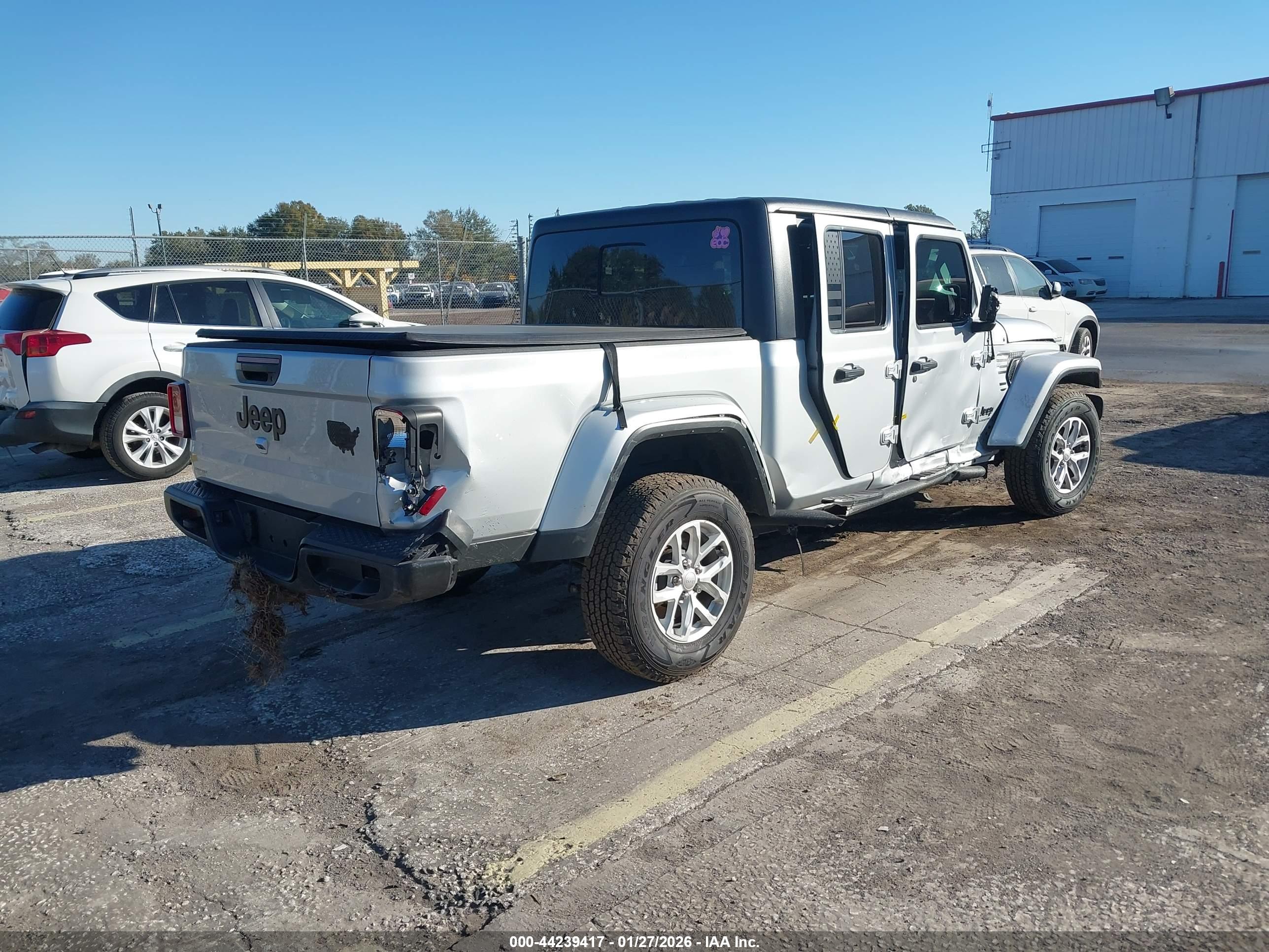 JEEP GLADIATOR image 4