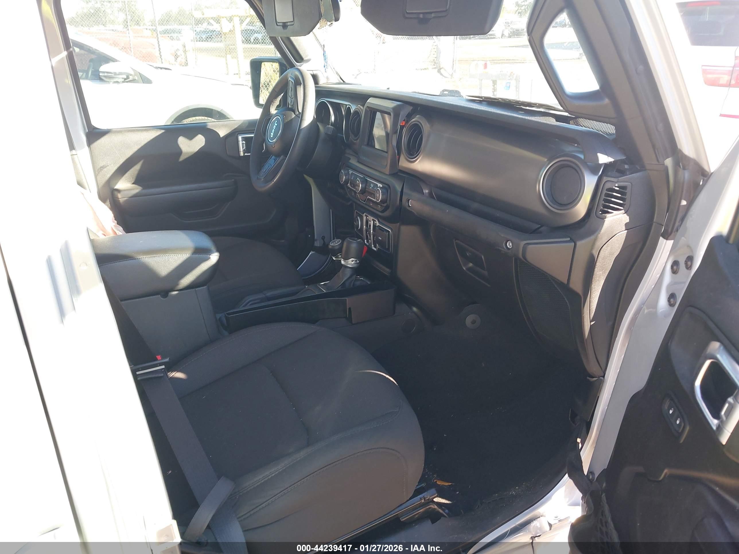 JEEP GLADIATOR image 5
