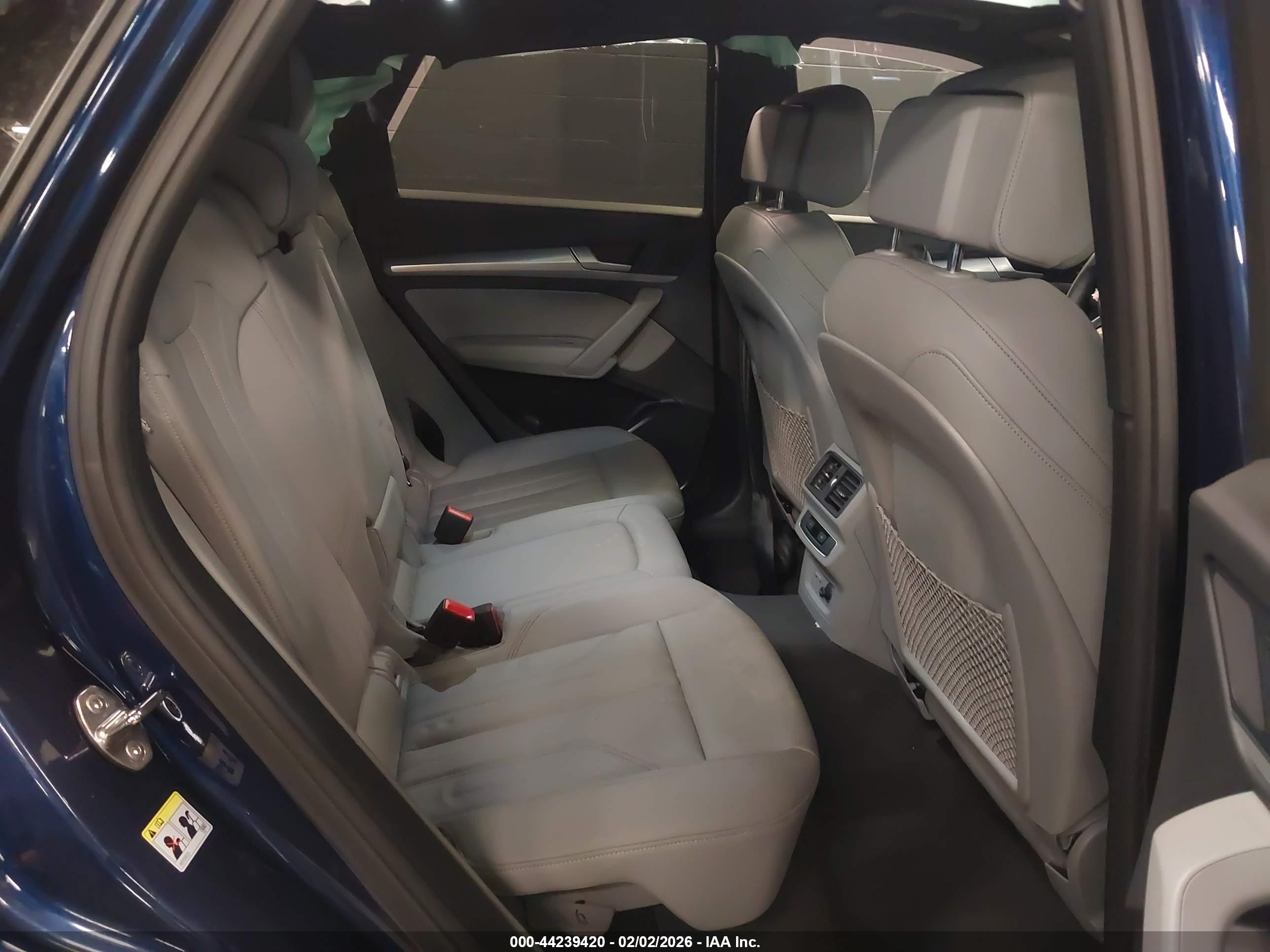 AUDI Q5 image 8