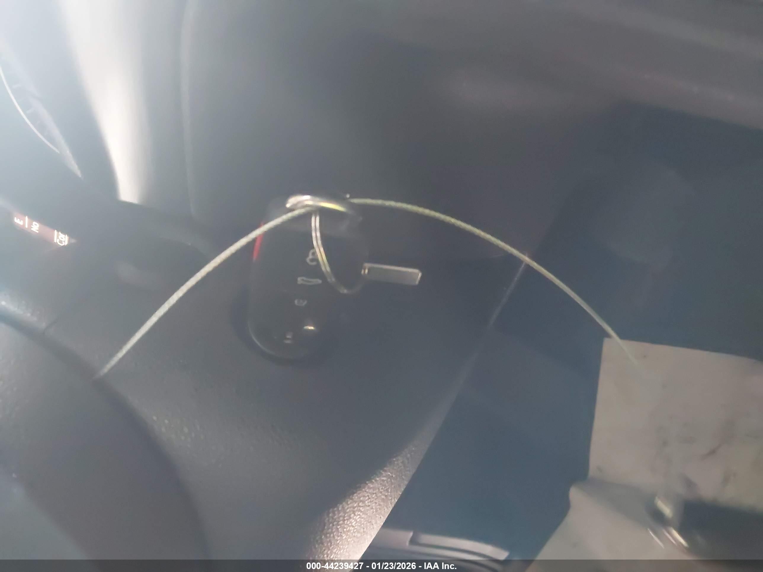 VOLKSWAGEN PASSAT image 11