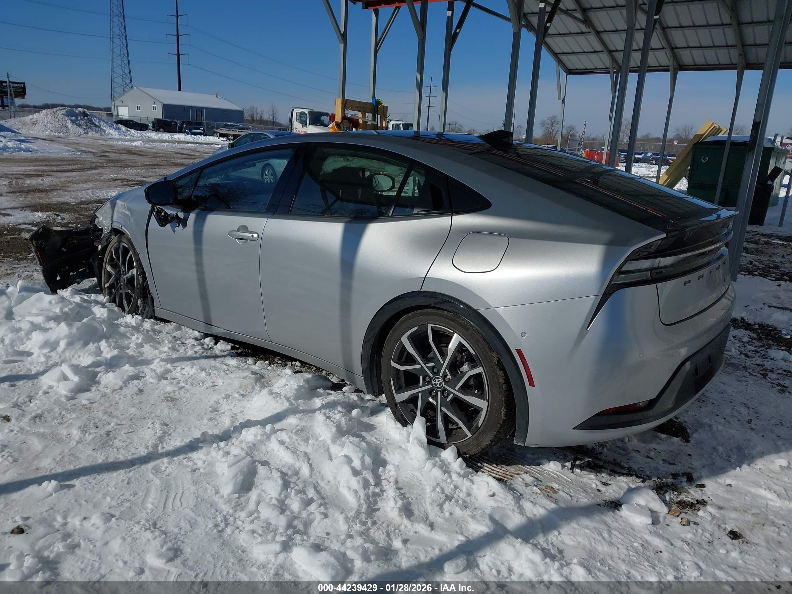 TOYOTA PRIUS image 3