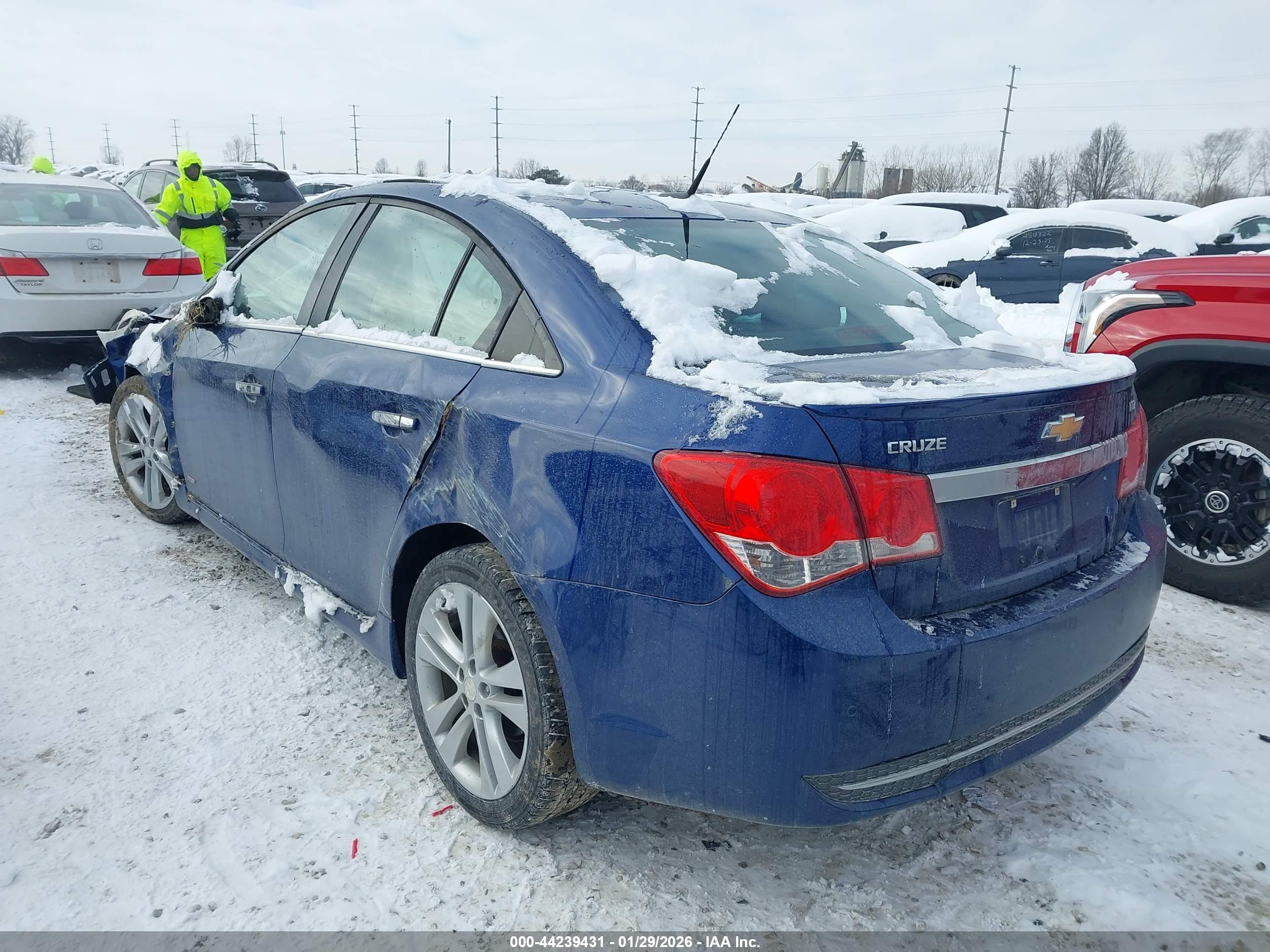 CHEVROLET CRUZE image 3