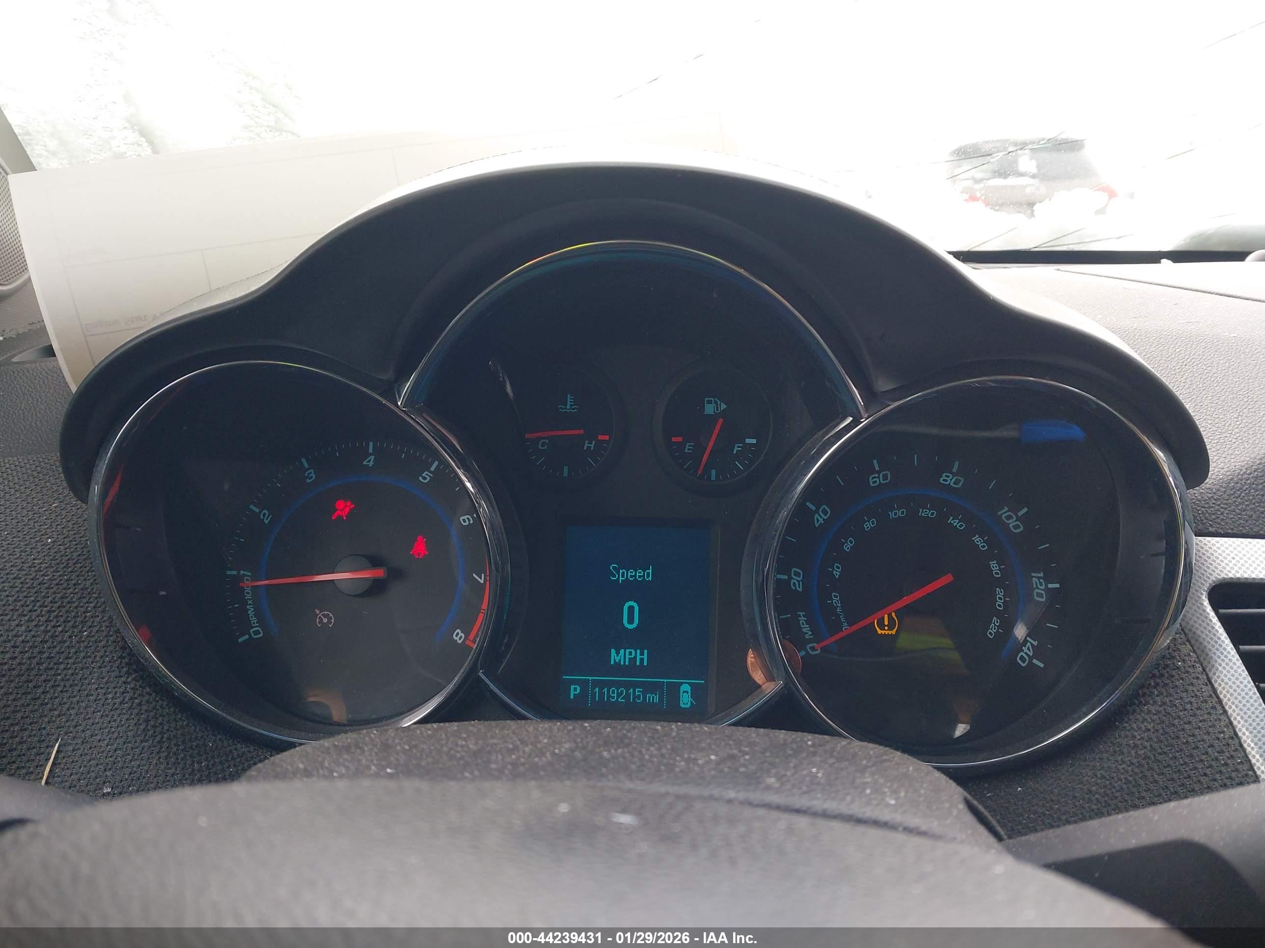 CHEVROLET CRUZE image 7
