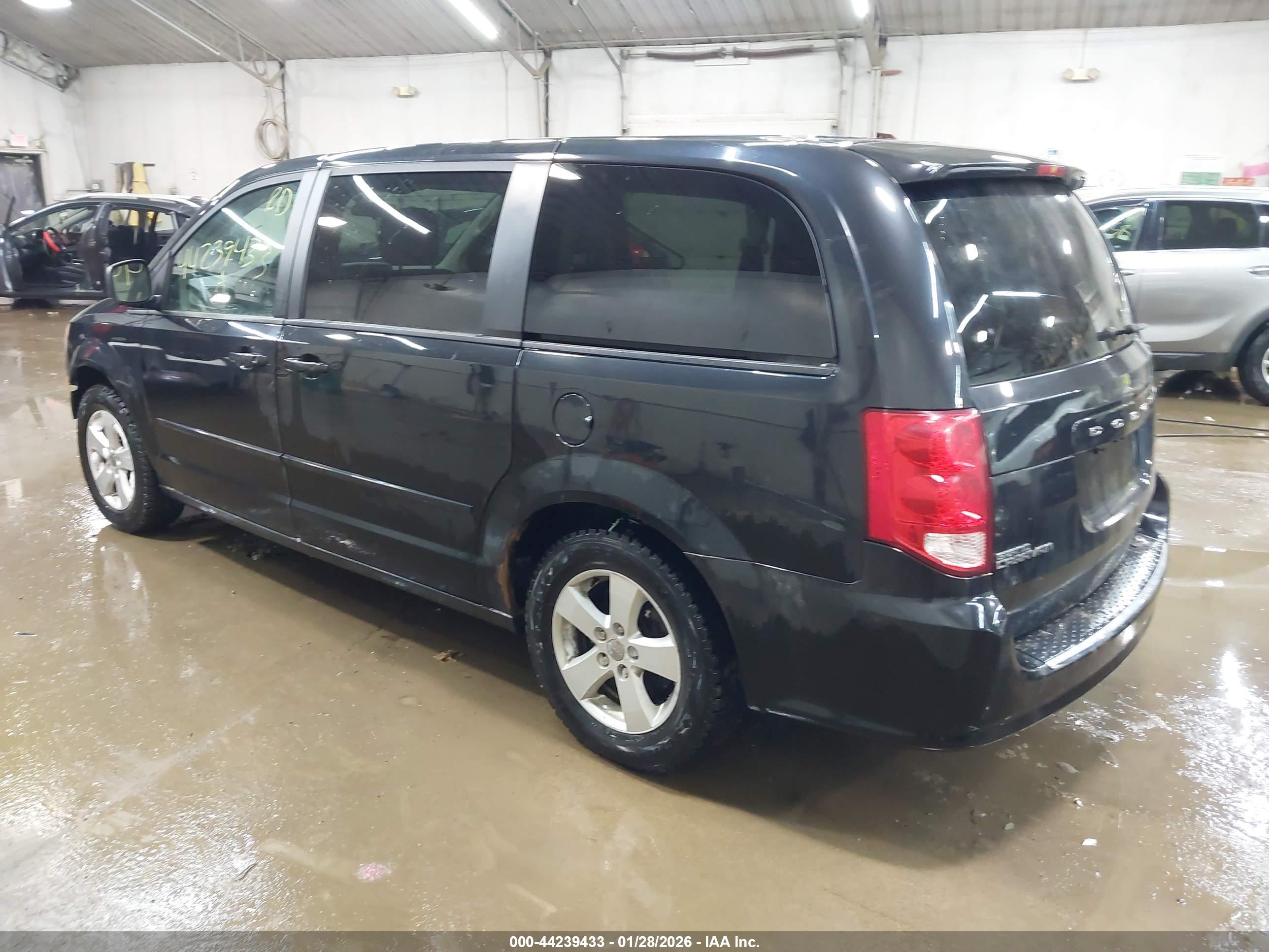 DODGE GRAND image 3