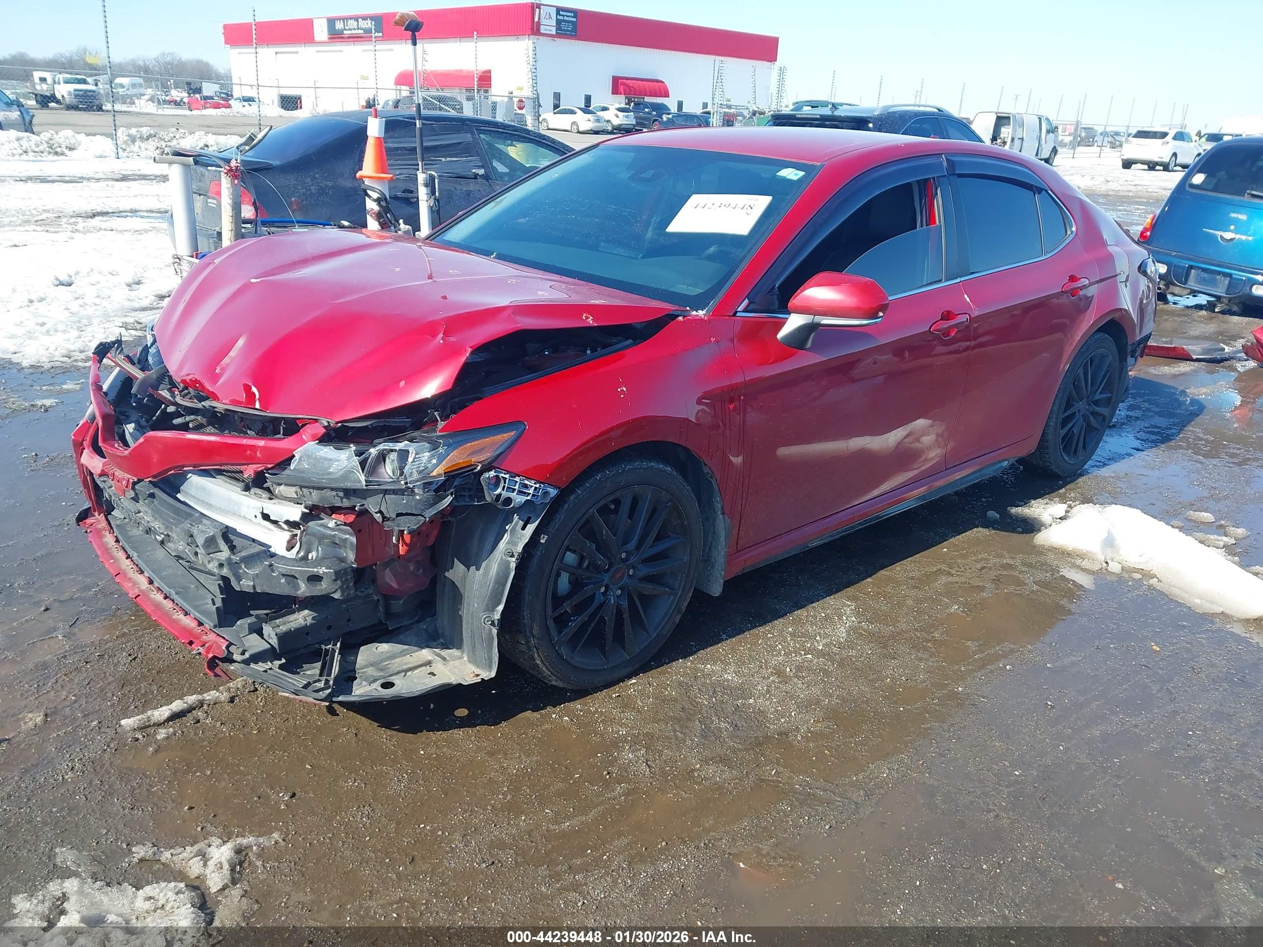 TOYOTA CAMRY image 2