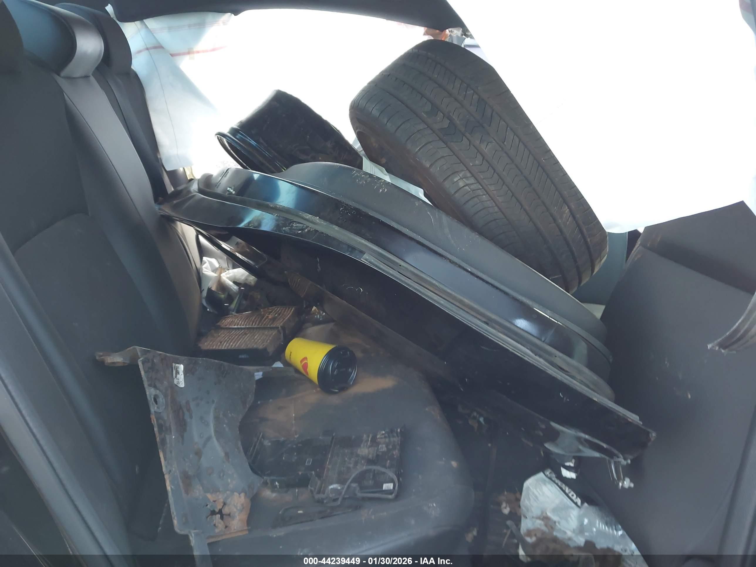 HONDA CIVIC image 8
