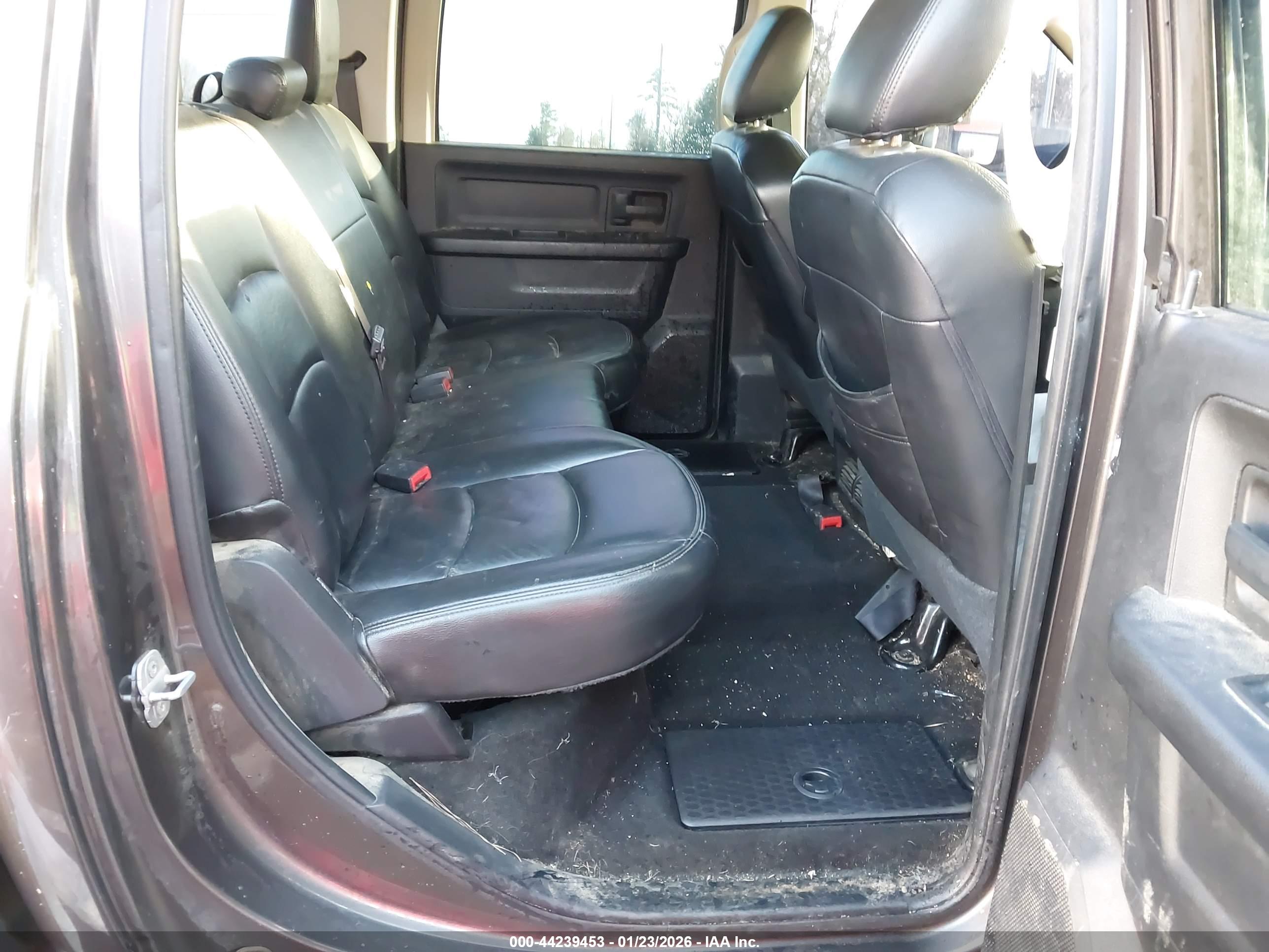 RAM 2500 image 8