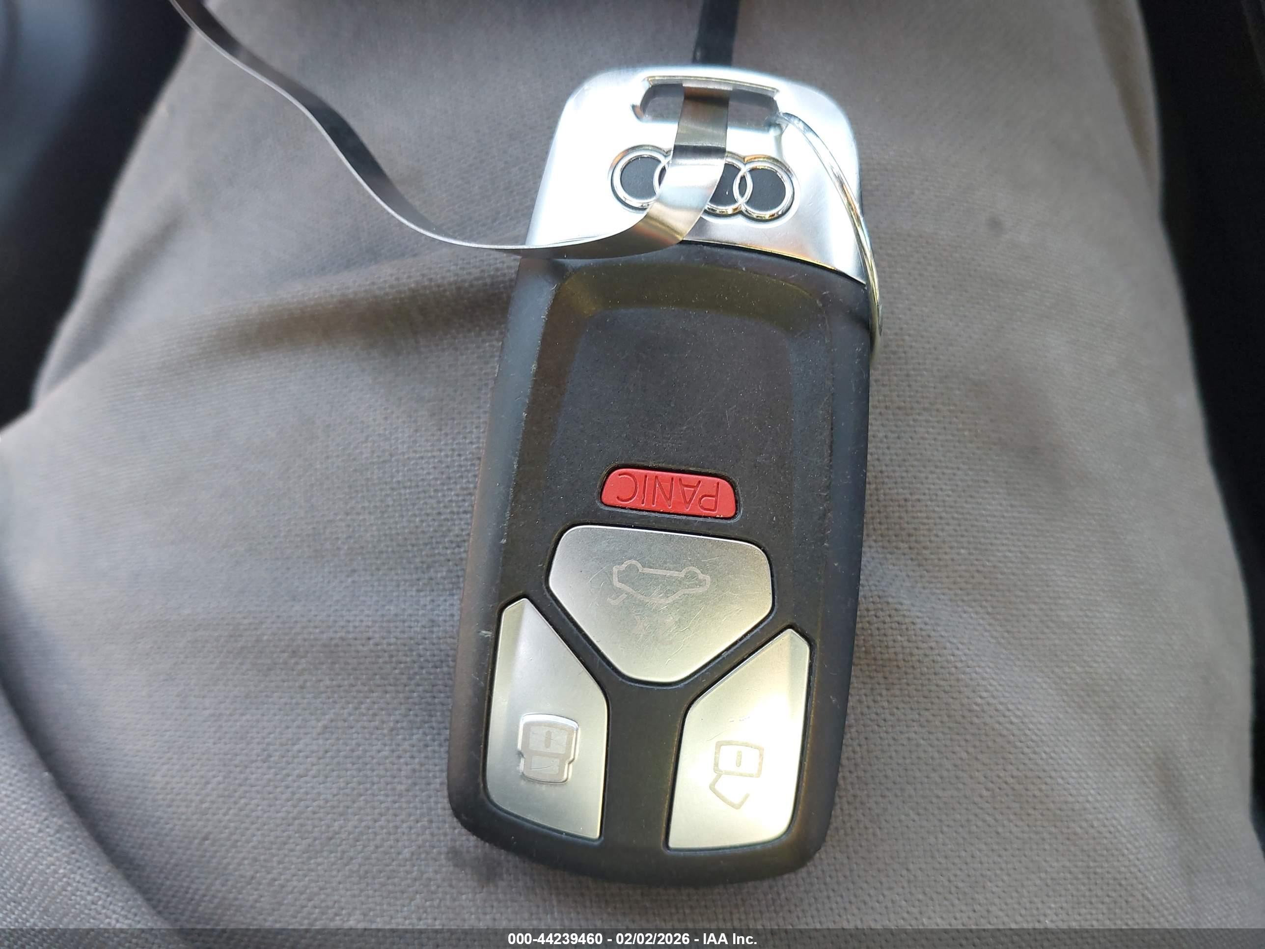 AUDI A4 image 11