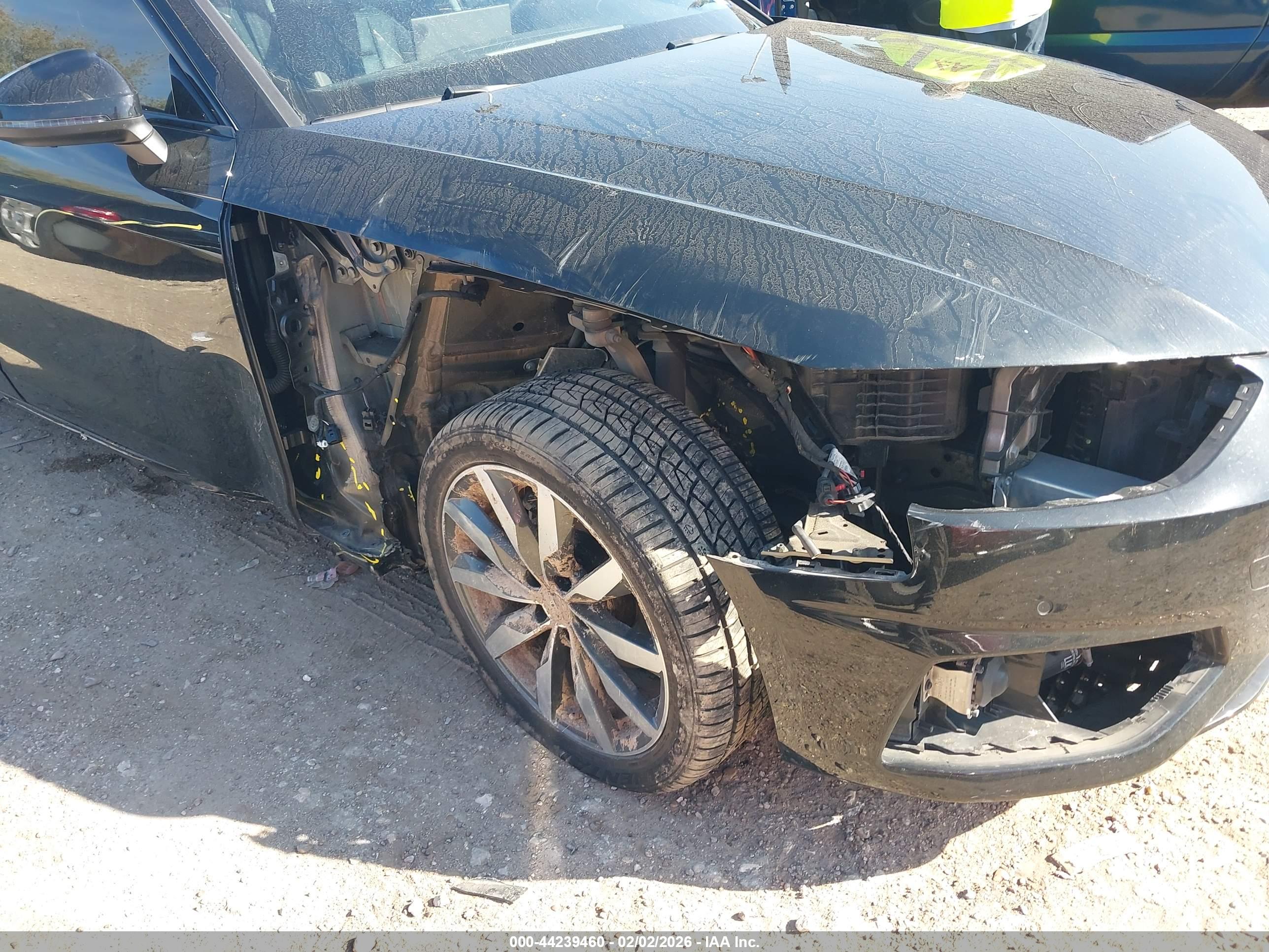 AUDI A4 image 6