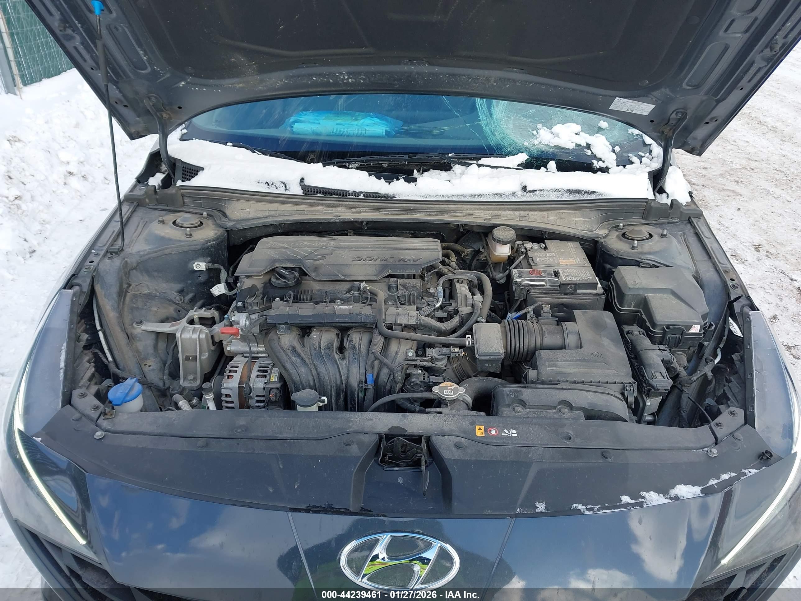 HYUNDAI ELANTRA image 10