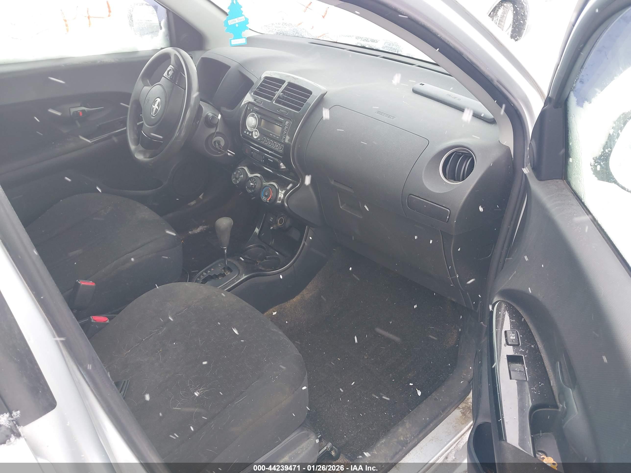 SCION XD image 5