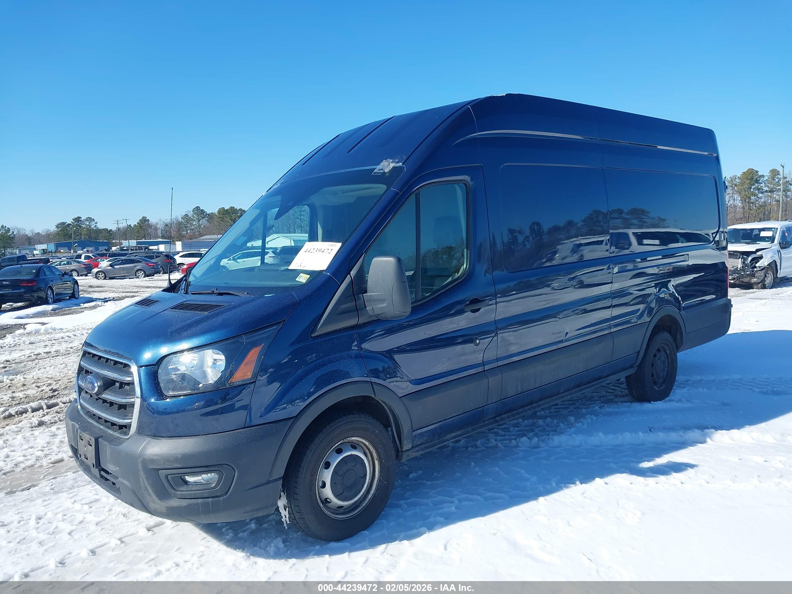 FORD TRANSIT-250 image 2
