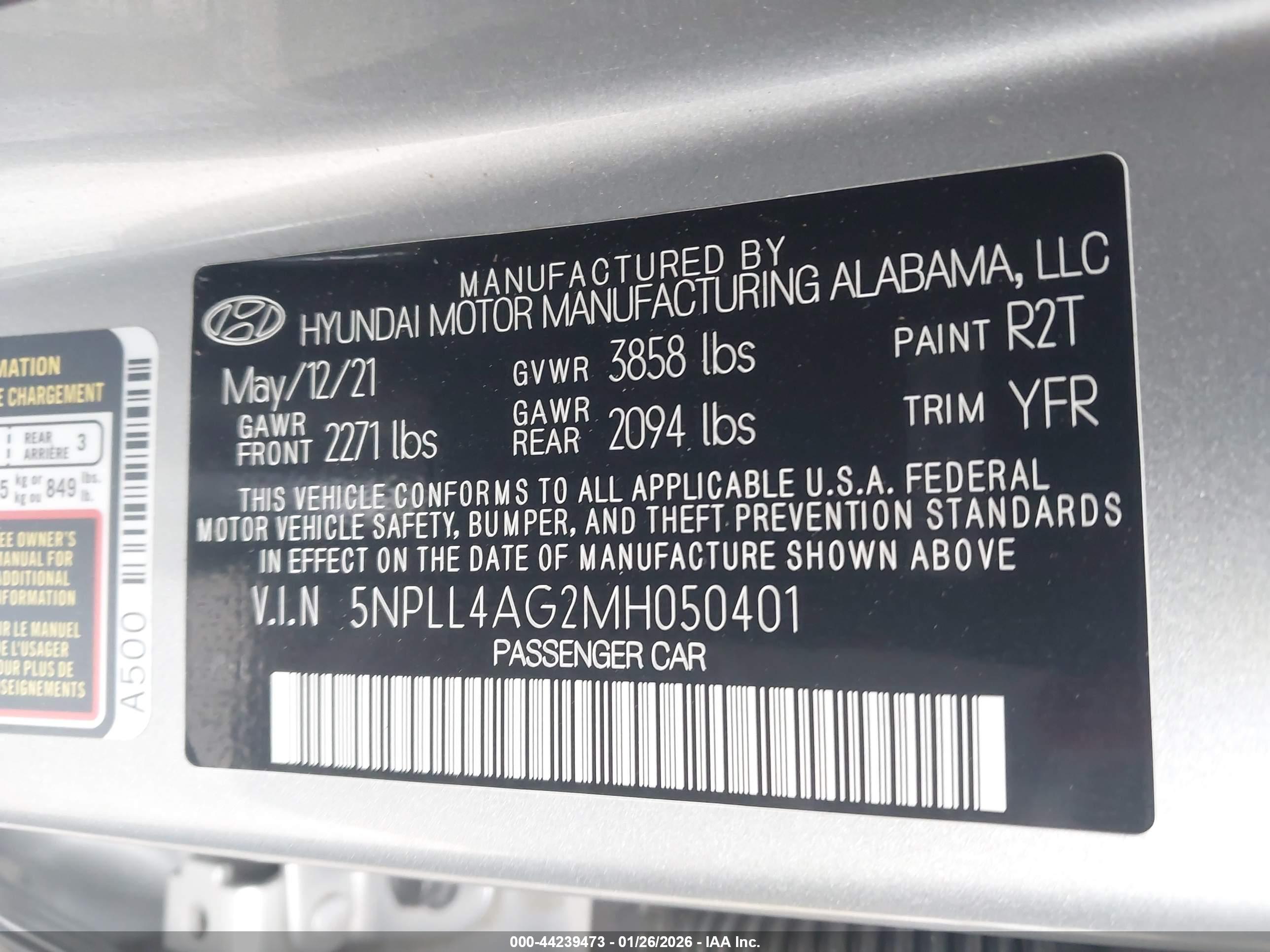 HYUNDAI ELANTRA image 9
