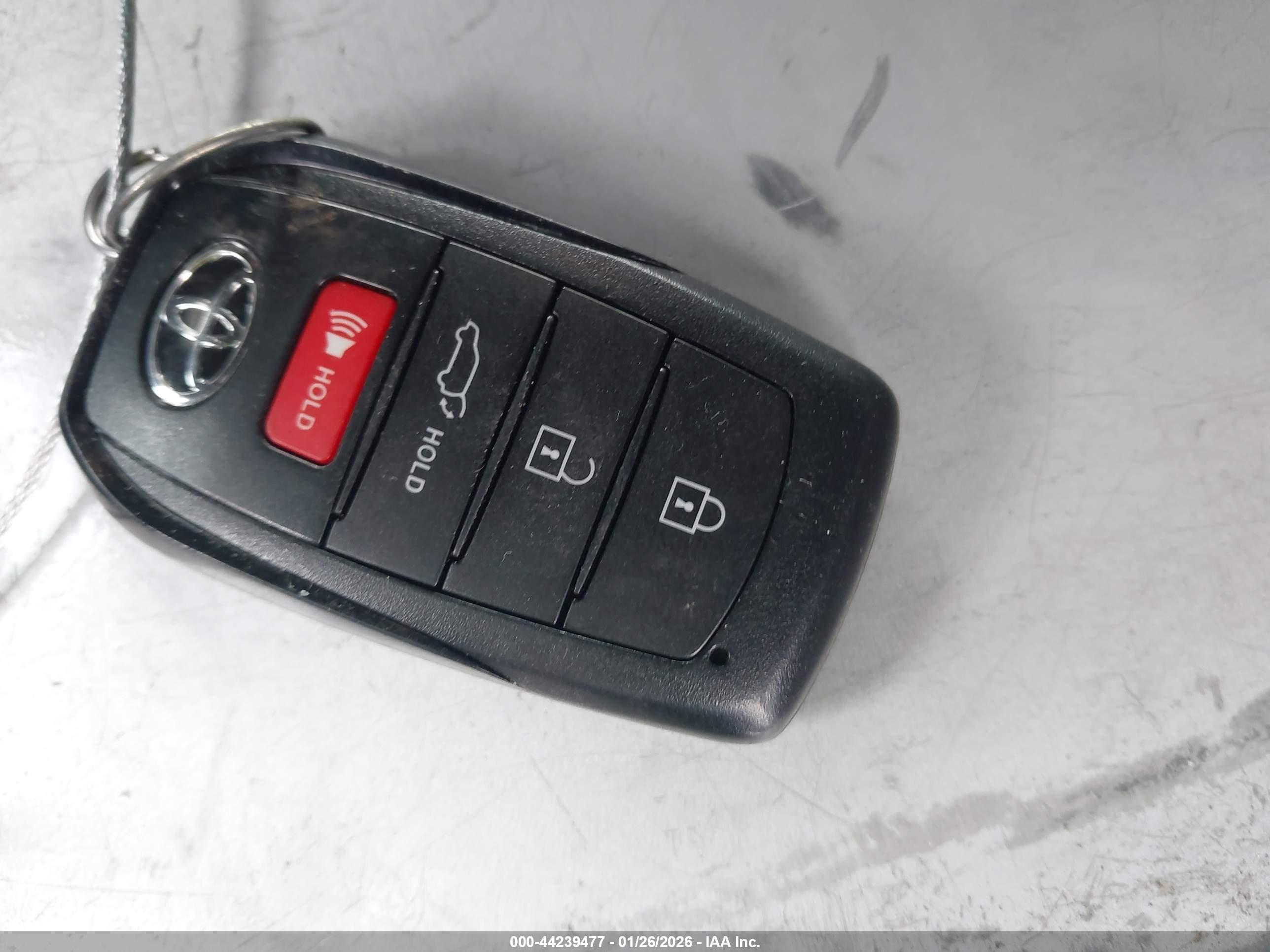 TOYOTA HIGHLANDER image 11