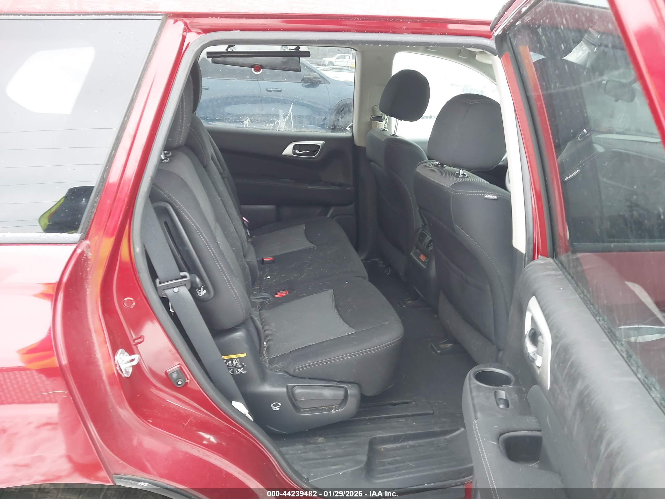 NISSAN PATHFINDER image 8