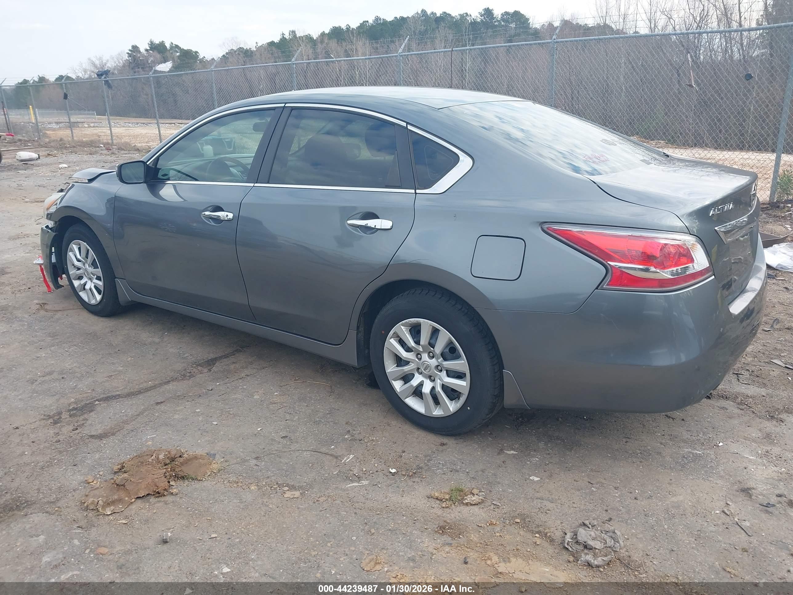 NISSAN ALTIMA image 3