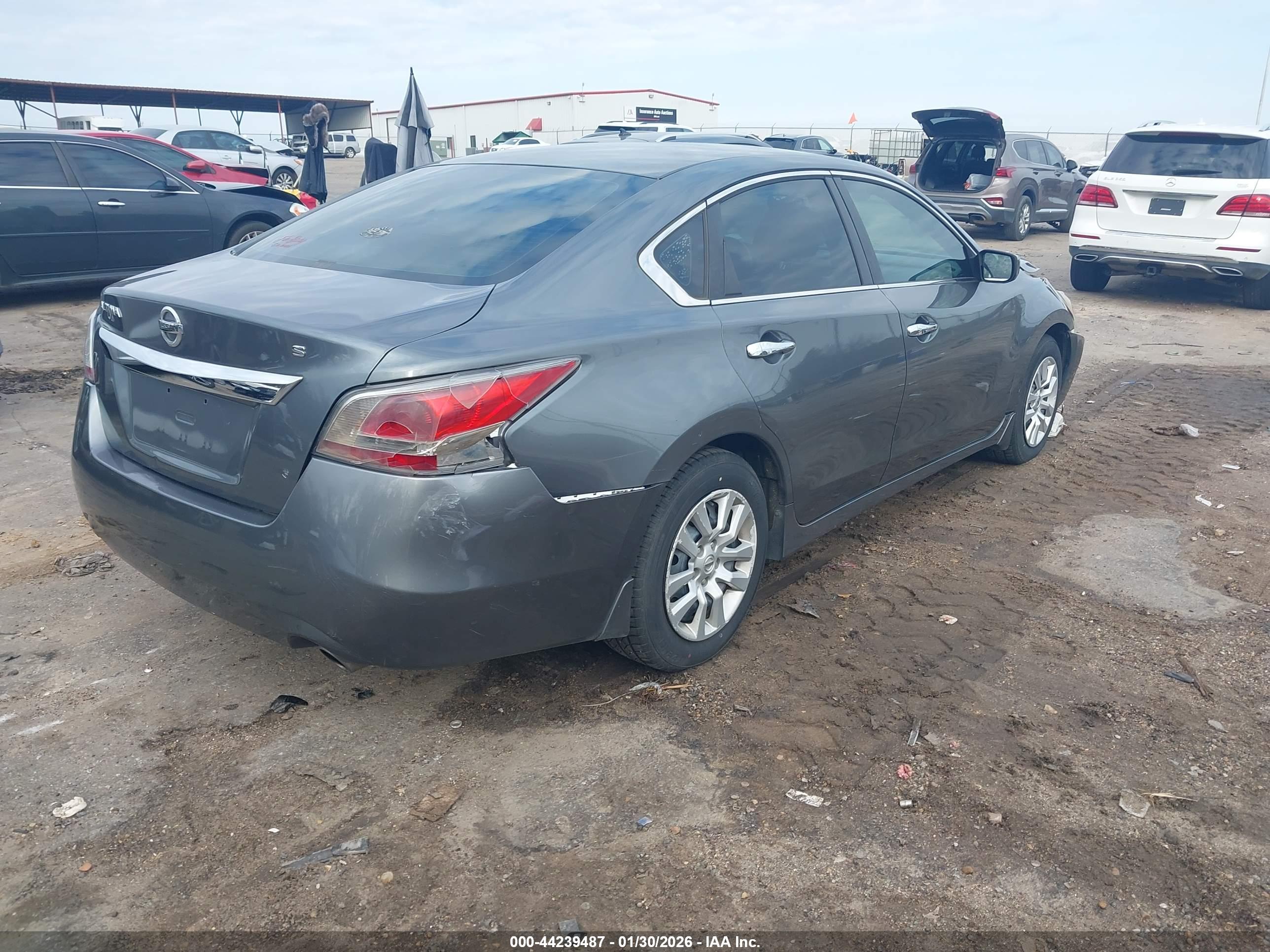 NISSAN ALTIMA image 4