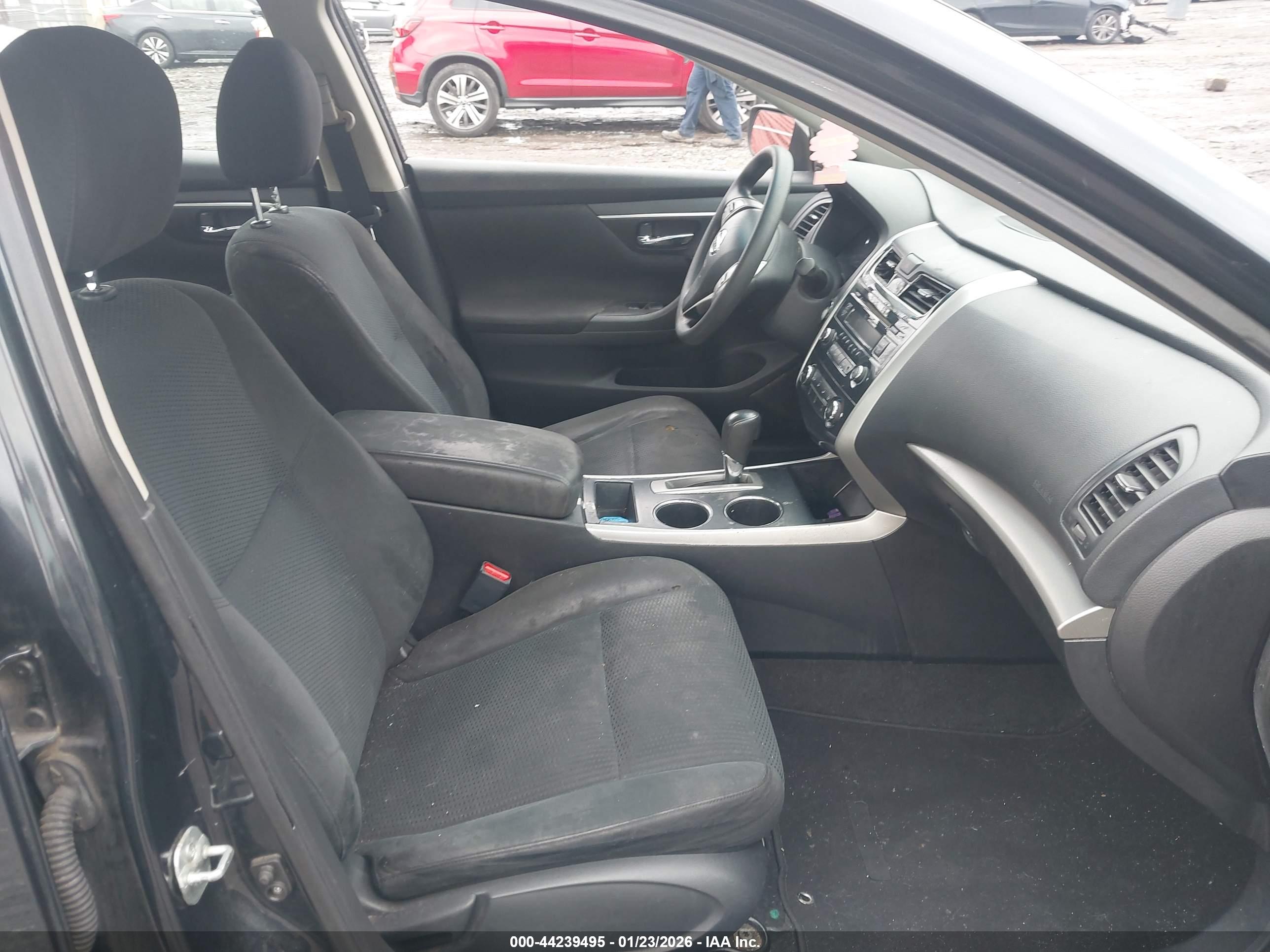 NISSAN ALTIMA image 5
