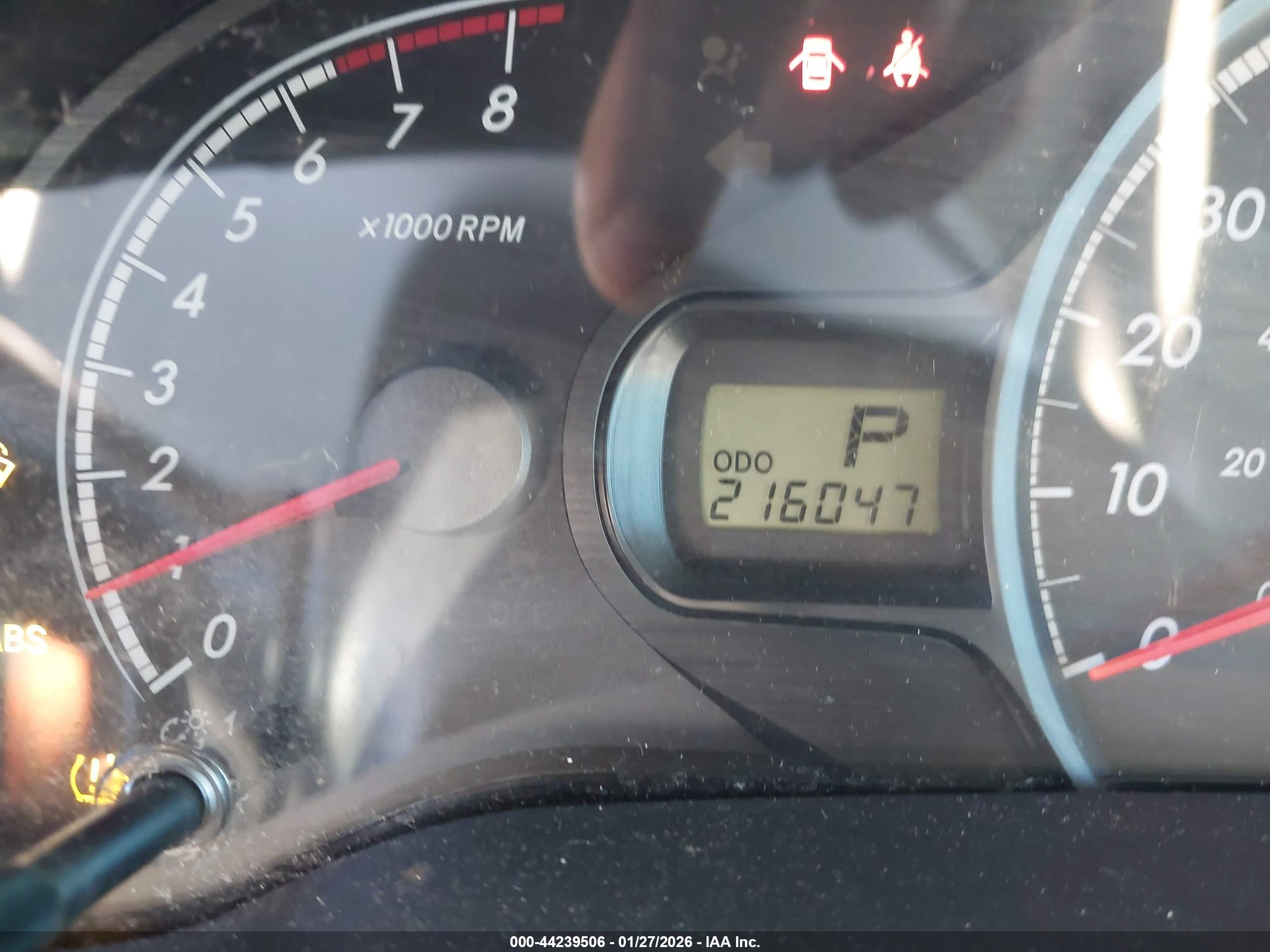 TOYOTA SIENNA image 7