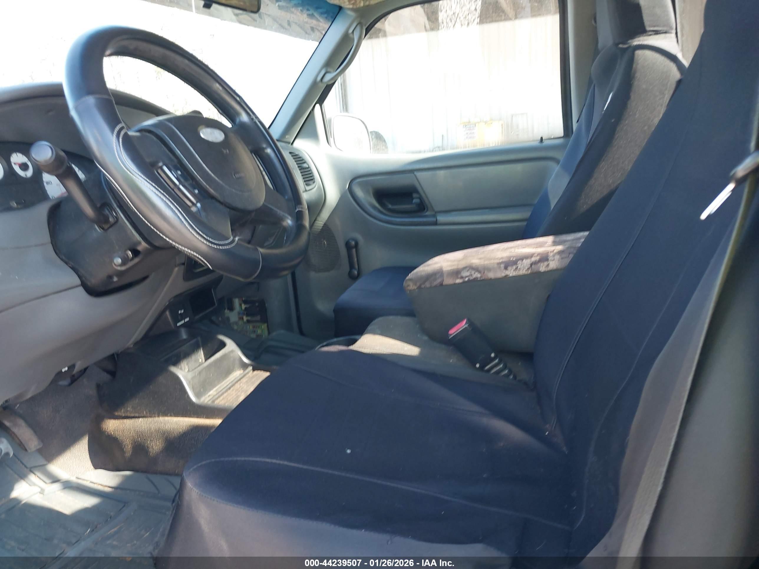 FORD RANGER image 5