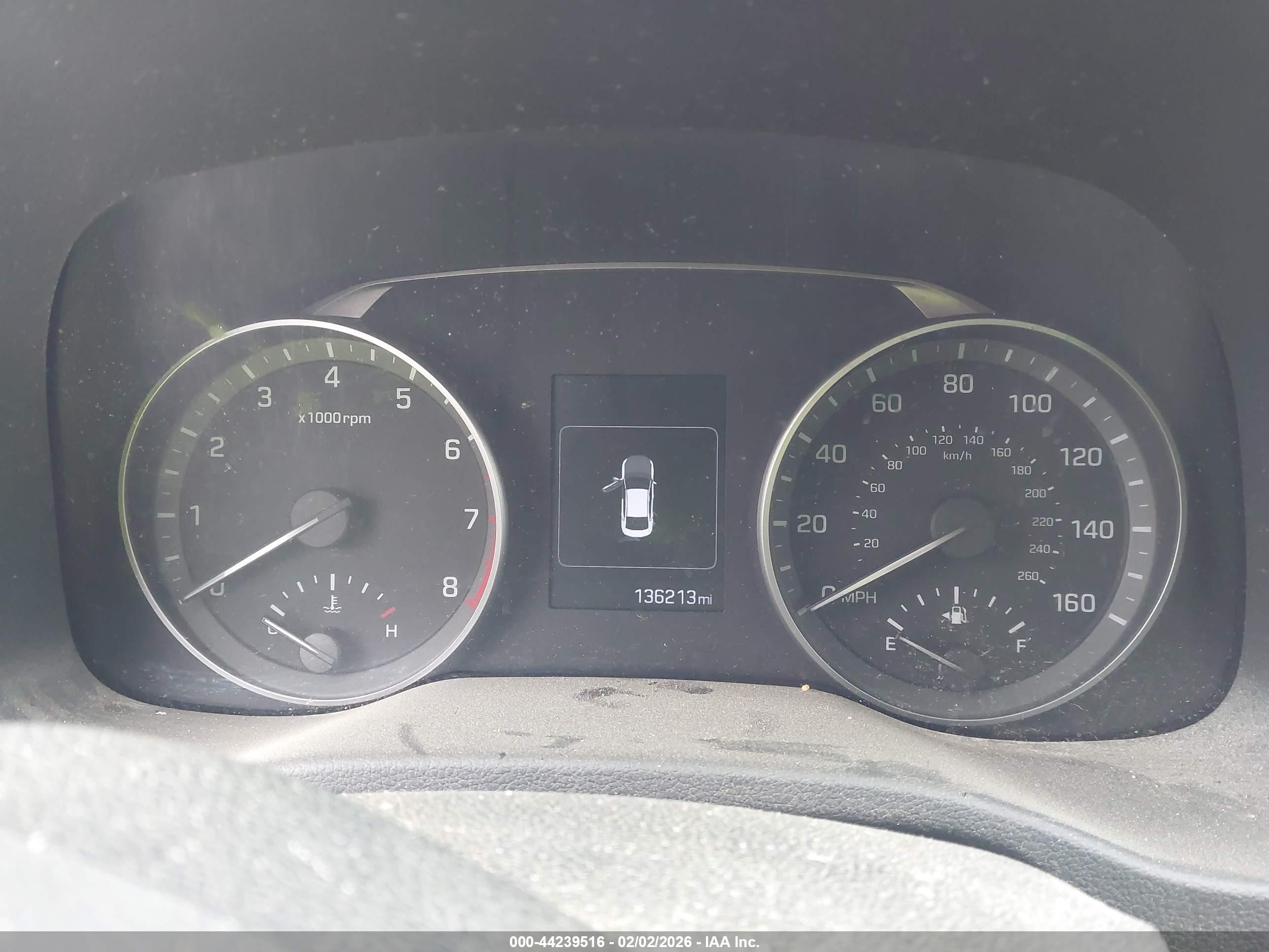 HYUNDAI ELANTRA image 7
