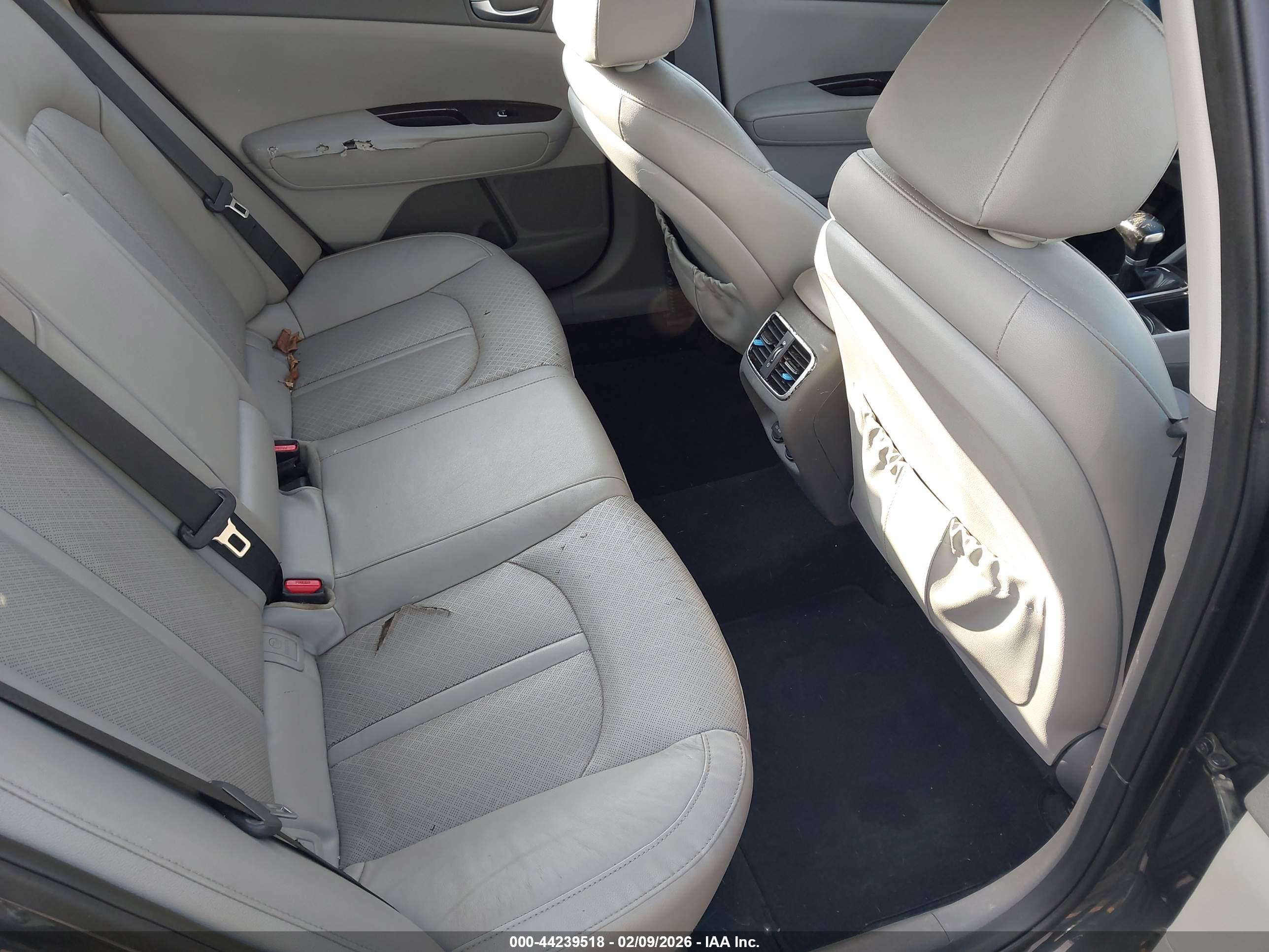 KIA OPTIMA image 8